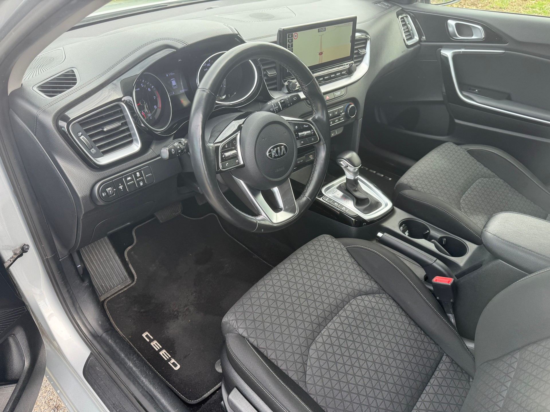 KIA Ceed 1.4 T-GDi Power 2020 DCT-image-8