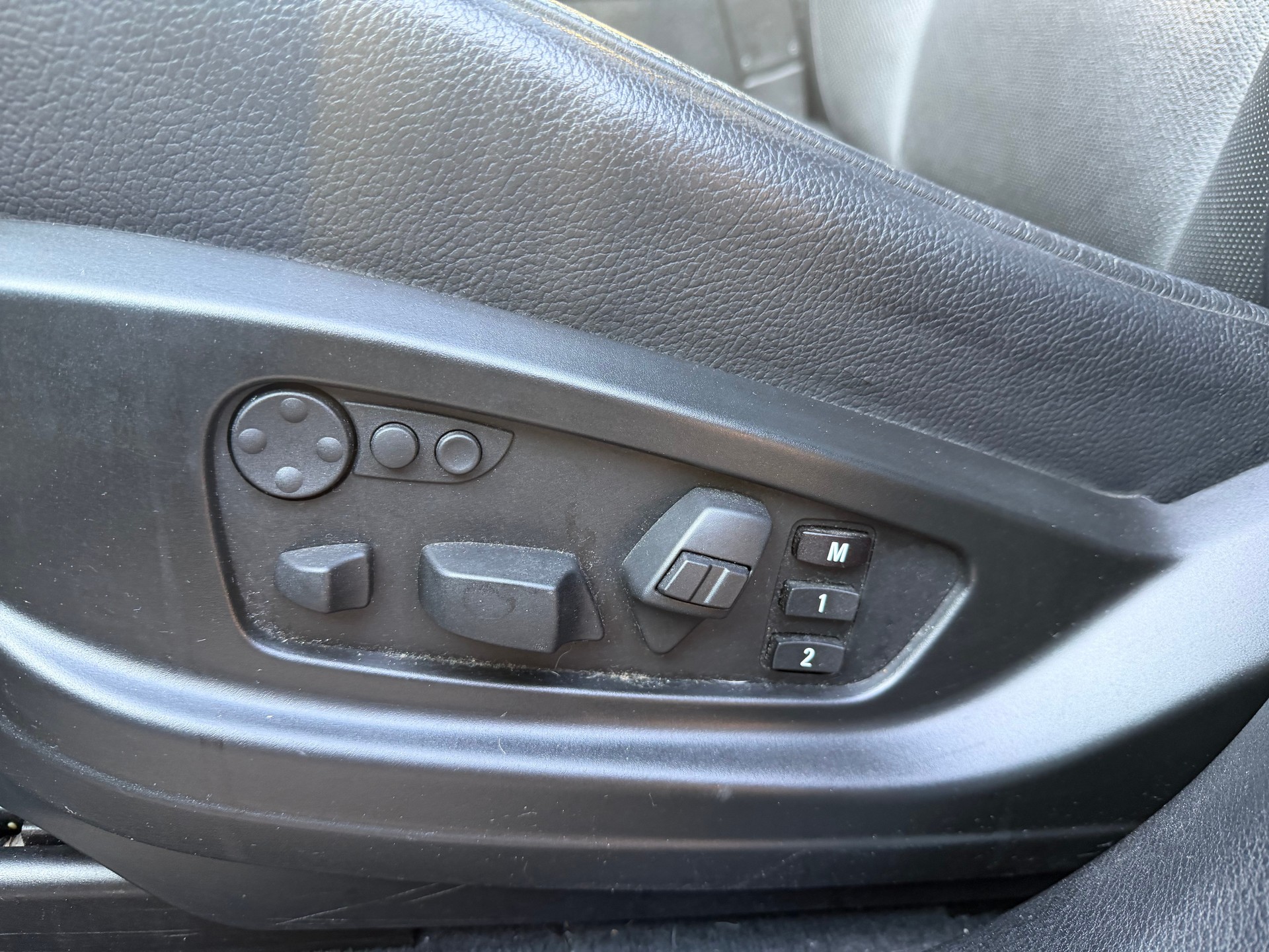 BMW X5 xDrive M50d Steptronic-image-14