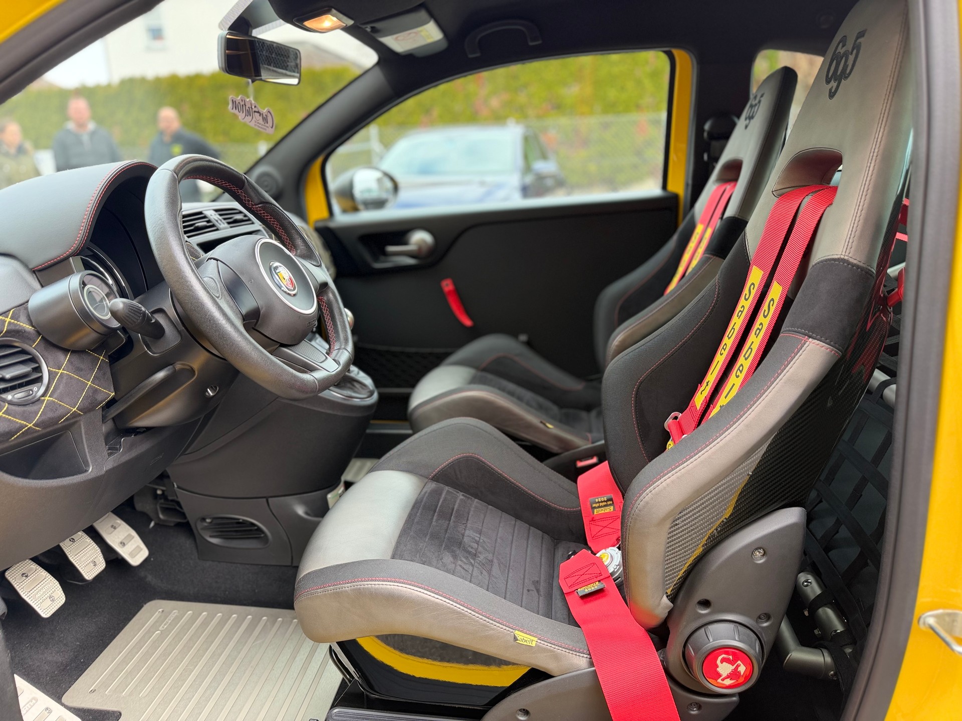 FIAT 695 1.4 16V Turbo Abarth Biposto-image-13