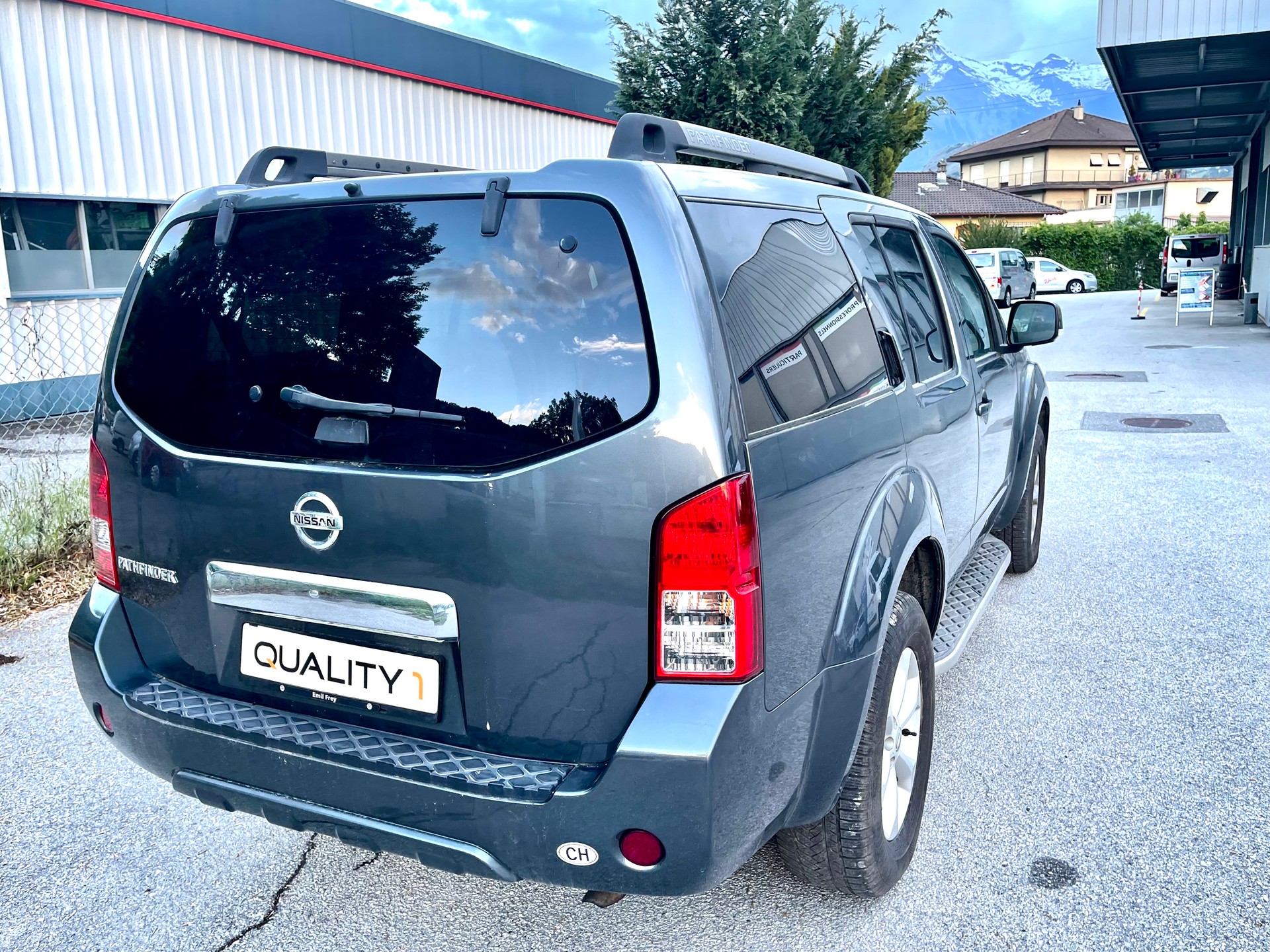 NISSAN Pathfinder 2.5 dCi XE-image-6