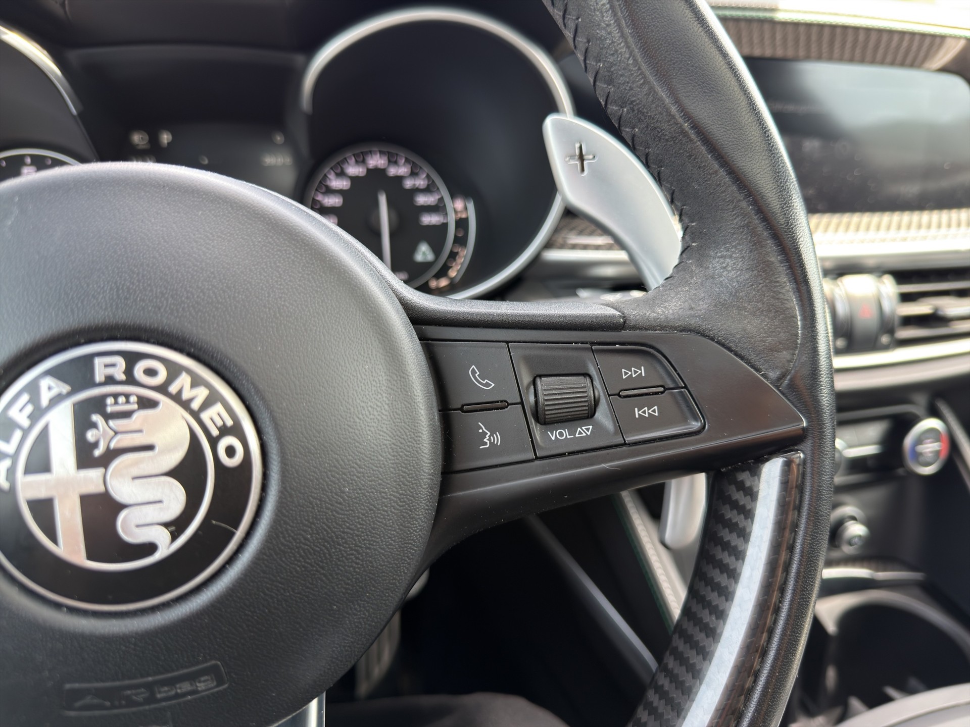ALFA ROMEO Stelvio 2.9 V6 Biturbo Q4 Quadrifoglio Schiebedach-image-42