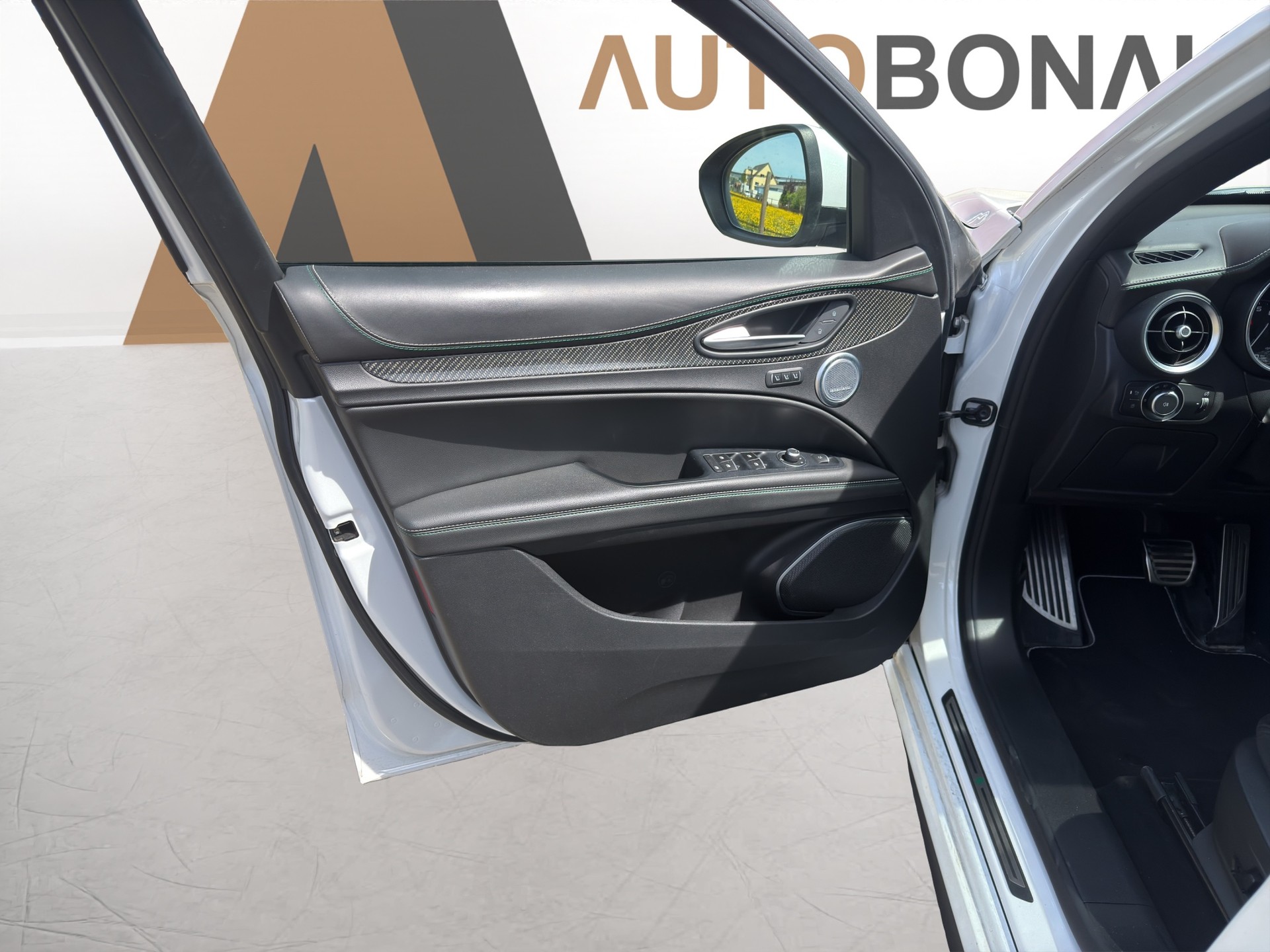 ALFA ROMEO Stelvio 2.9 V6 Biturbo Q4 Quadrifoglio Schiebedach-image-9