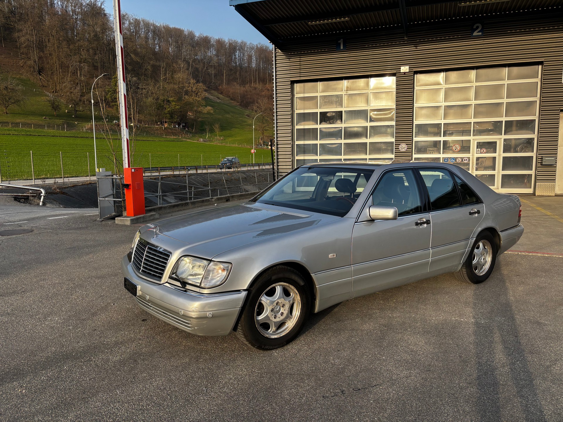 MERCEDES-BENZ S 600 Automatic-image-1
