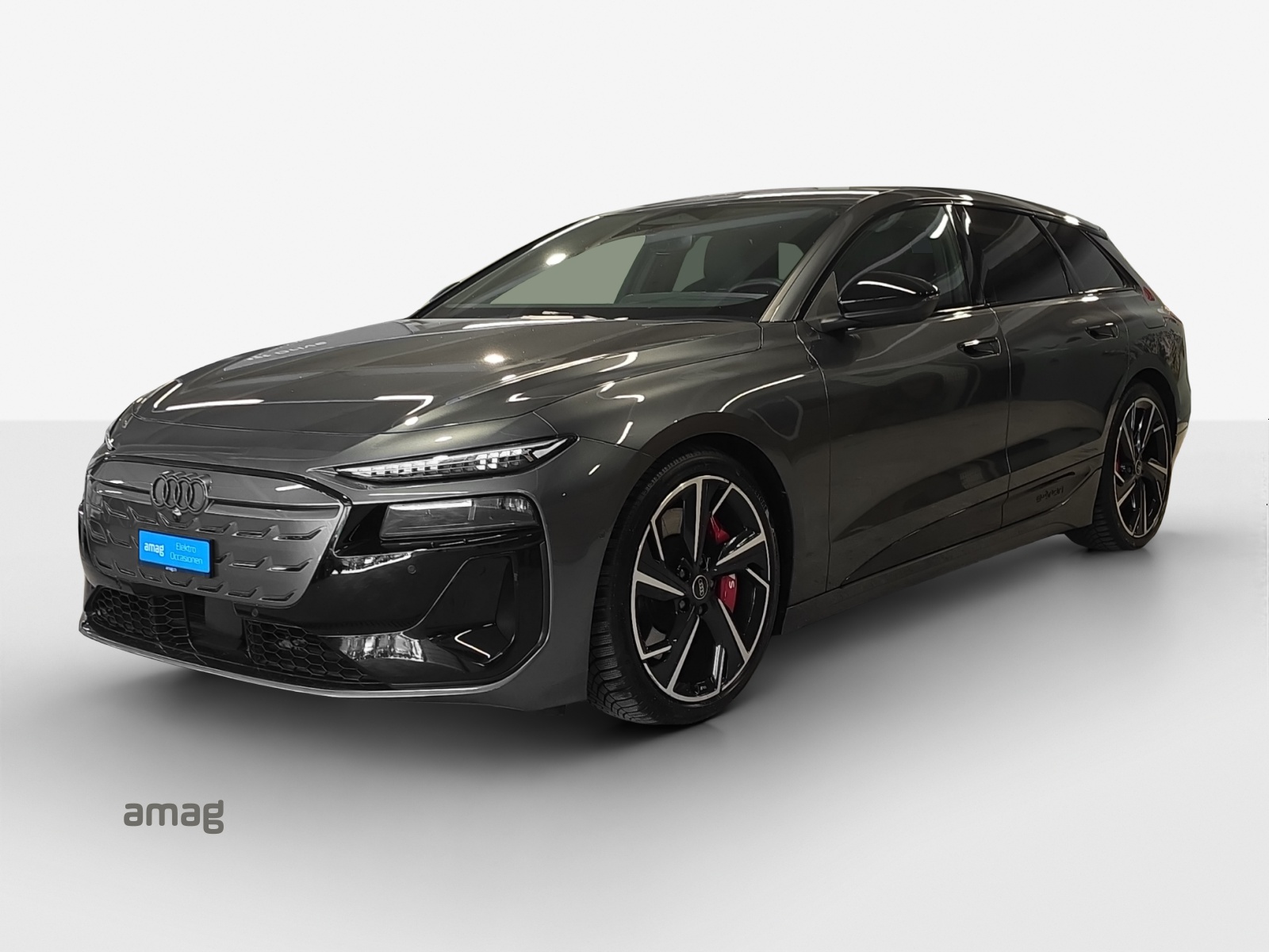 AUDI S6 Avant e-tron quattro