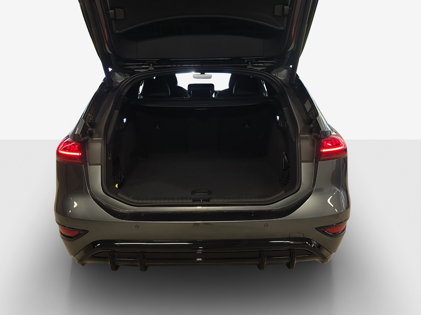 AUDI S6 Avant e-tron quattro-image-12