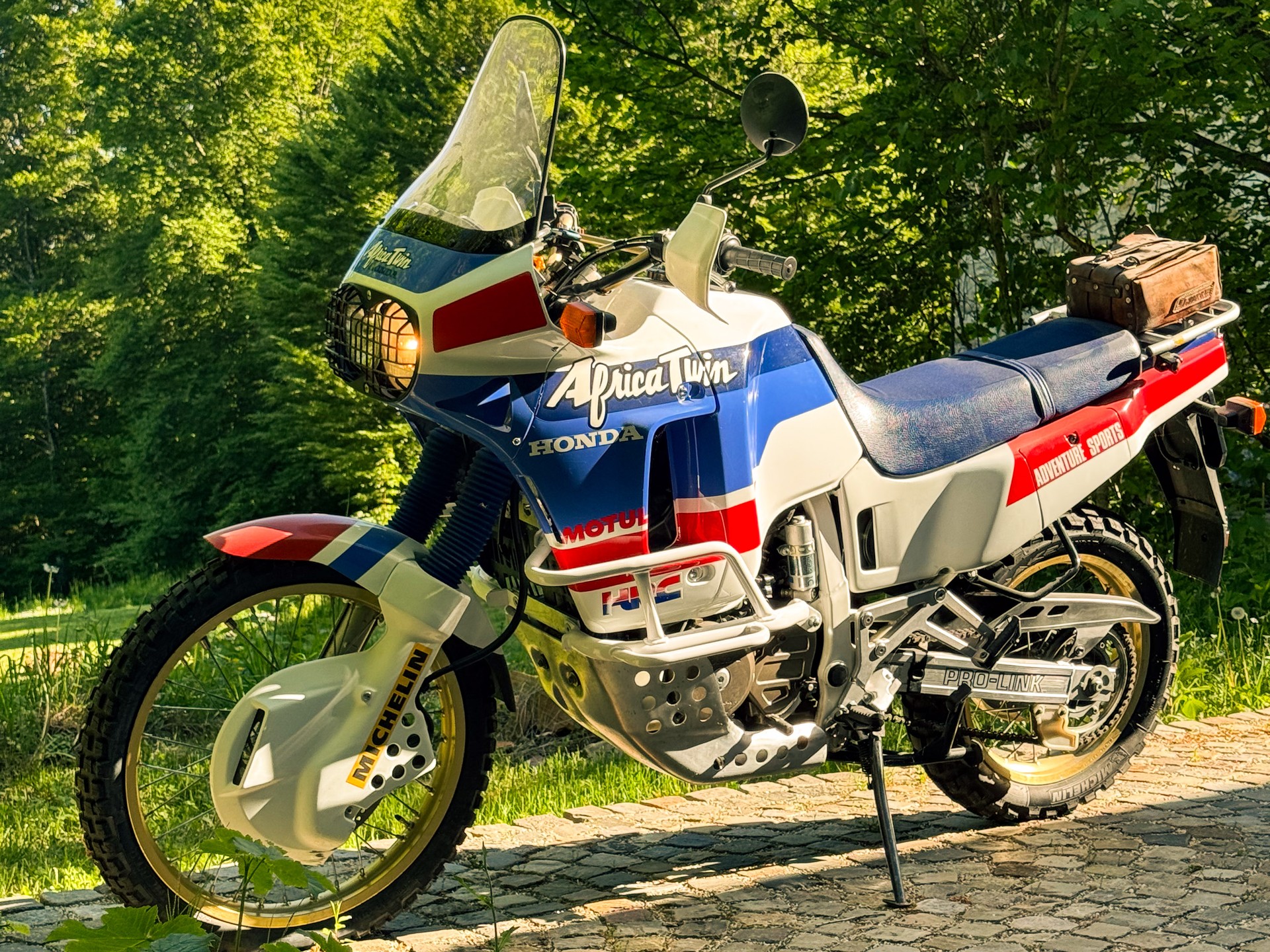 HONDA XRV 650 Africa Twin-image-2