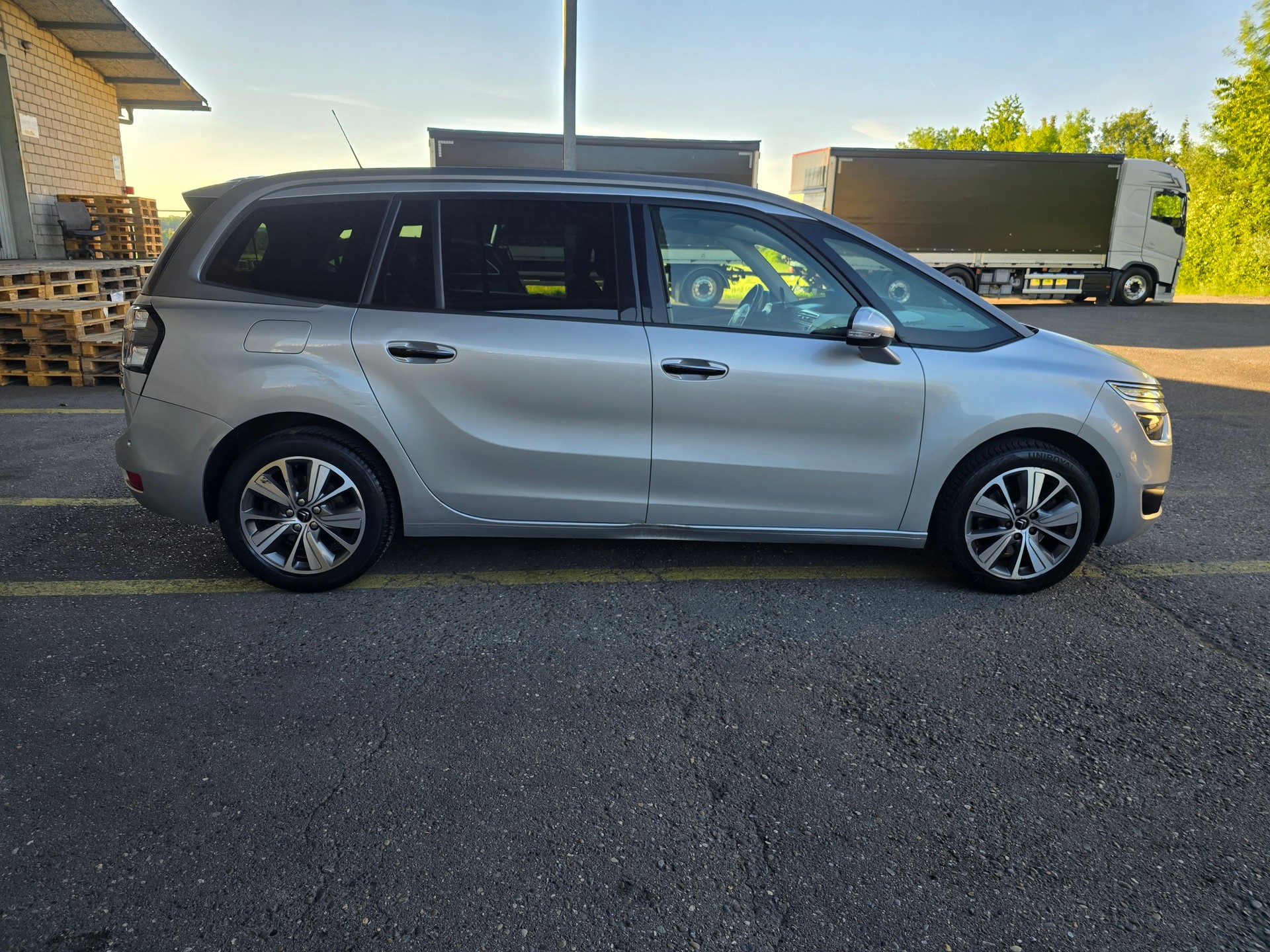 CITROEN Grand C4 Picasso 2.0 BlueHDi Exclusive Automatic-image-9