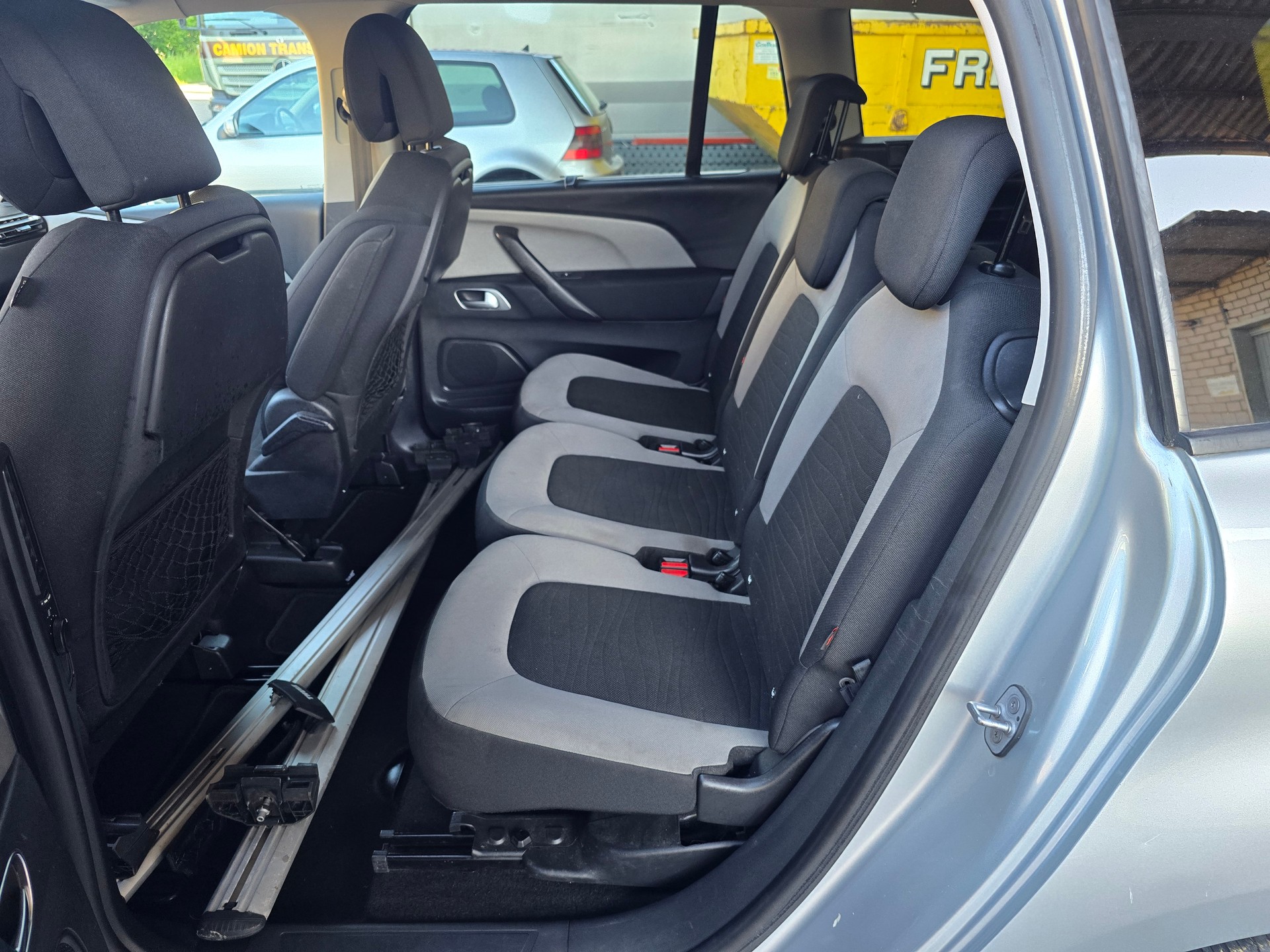 CITROEN Grand C4 Picasso 2.0 BlueHDi Exclusive Automatic-image-14