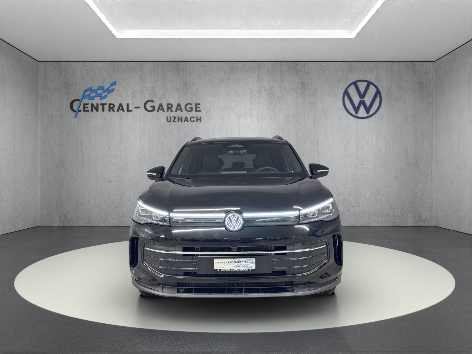 VW Tiguan 2.0 TSI DSG United 4Motion-showroom-element-1