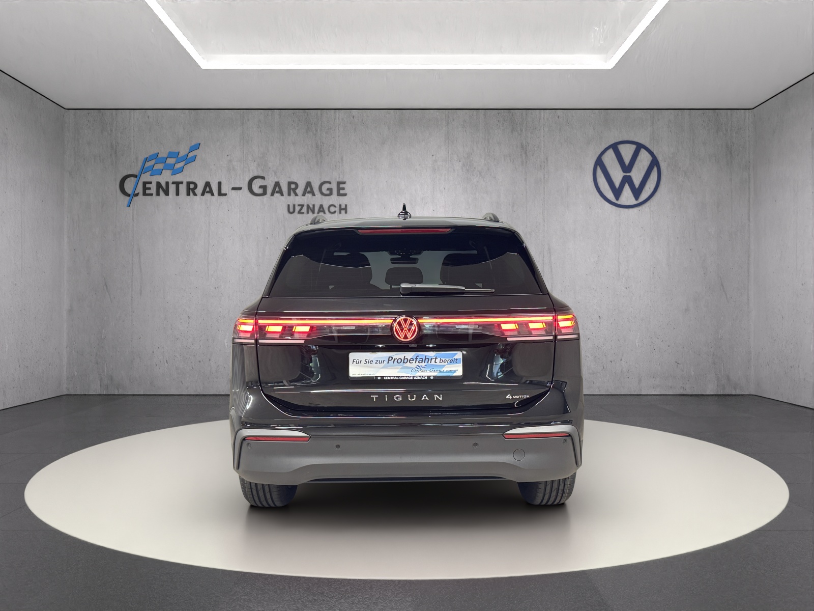 VW Tiguan 2.0 TSI DSG United 4Motion-showroom-element-3