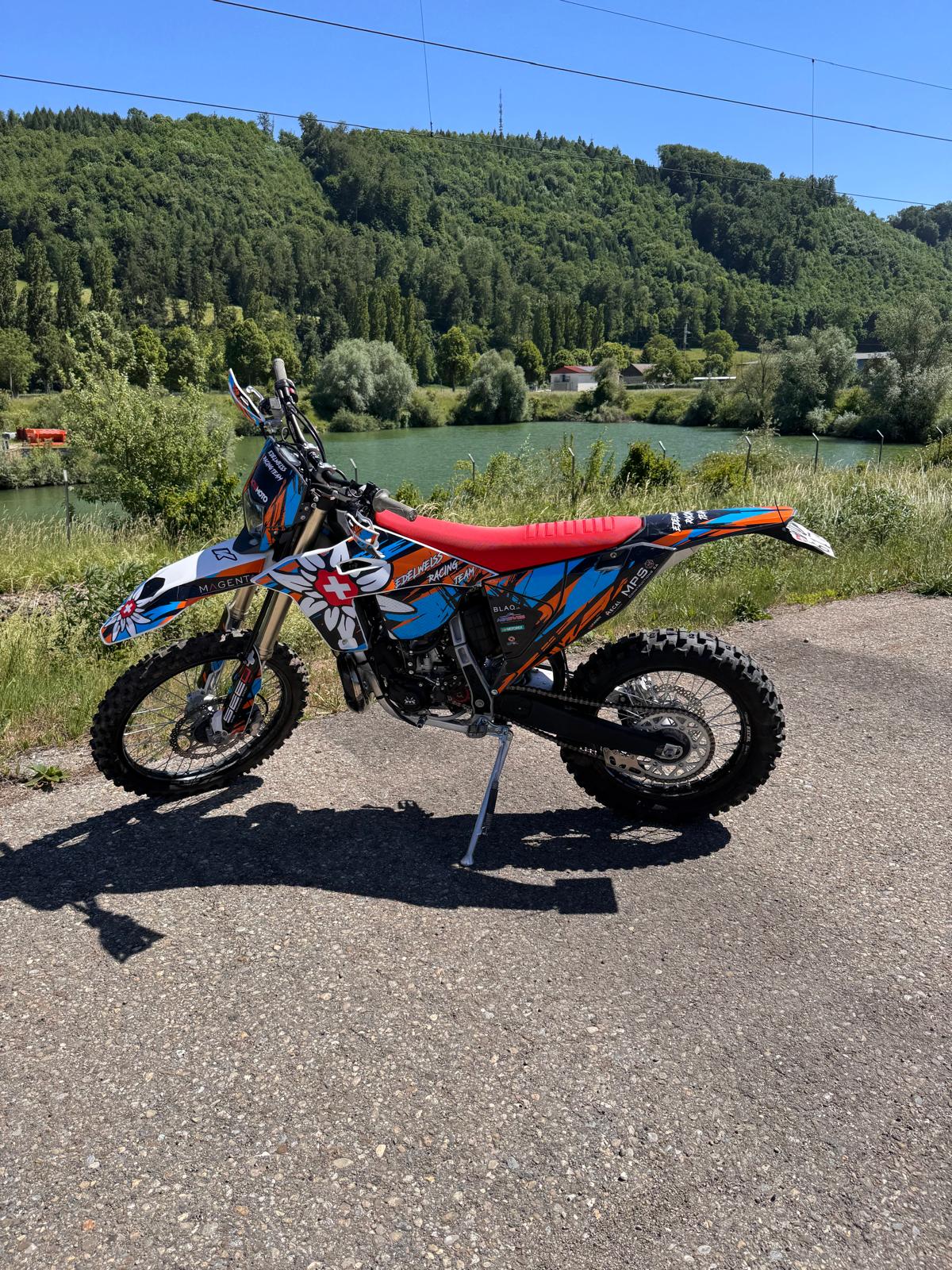 FANTIC XE 300