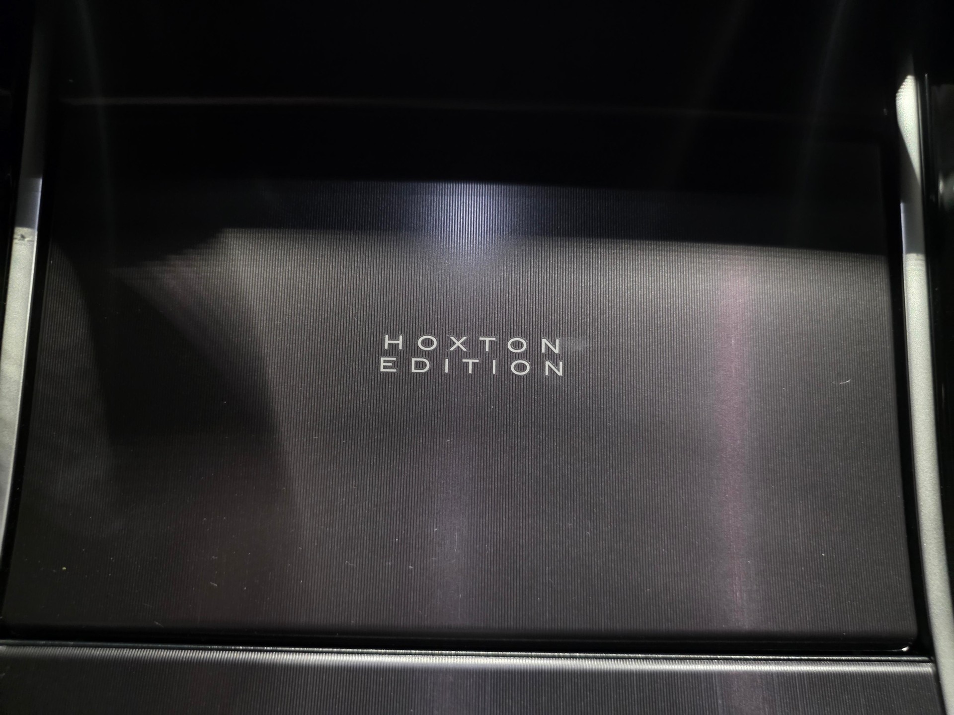 LAND ROVER Range Rover Evoque 1.5 T 270e Hoxton Edition-image-17