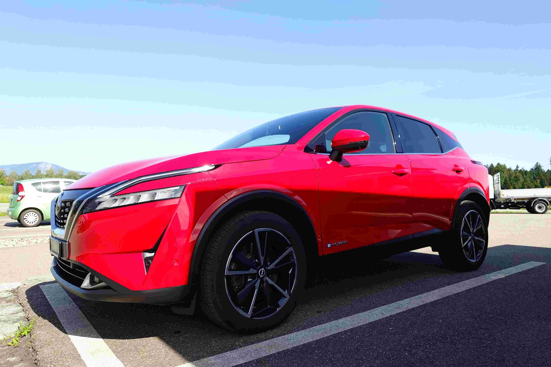 NISSAN Qashqai 1.5 VC-T Tekna-image-3