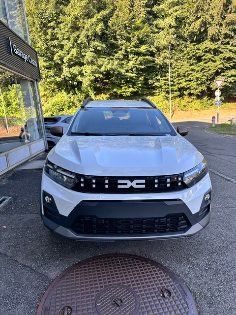 DACIA Jogger TCe 110 Extreme-showroom-element-1