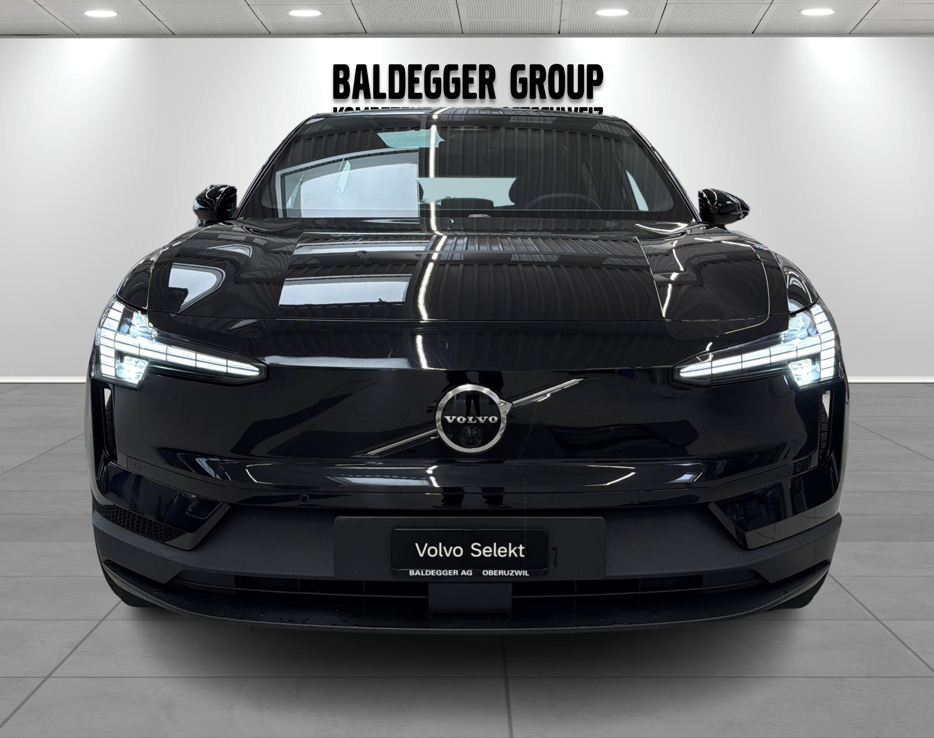 VOLVO EX 30 E60 Twin Ultra Performanc-image-8