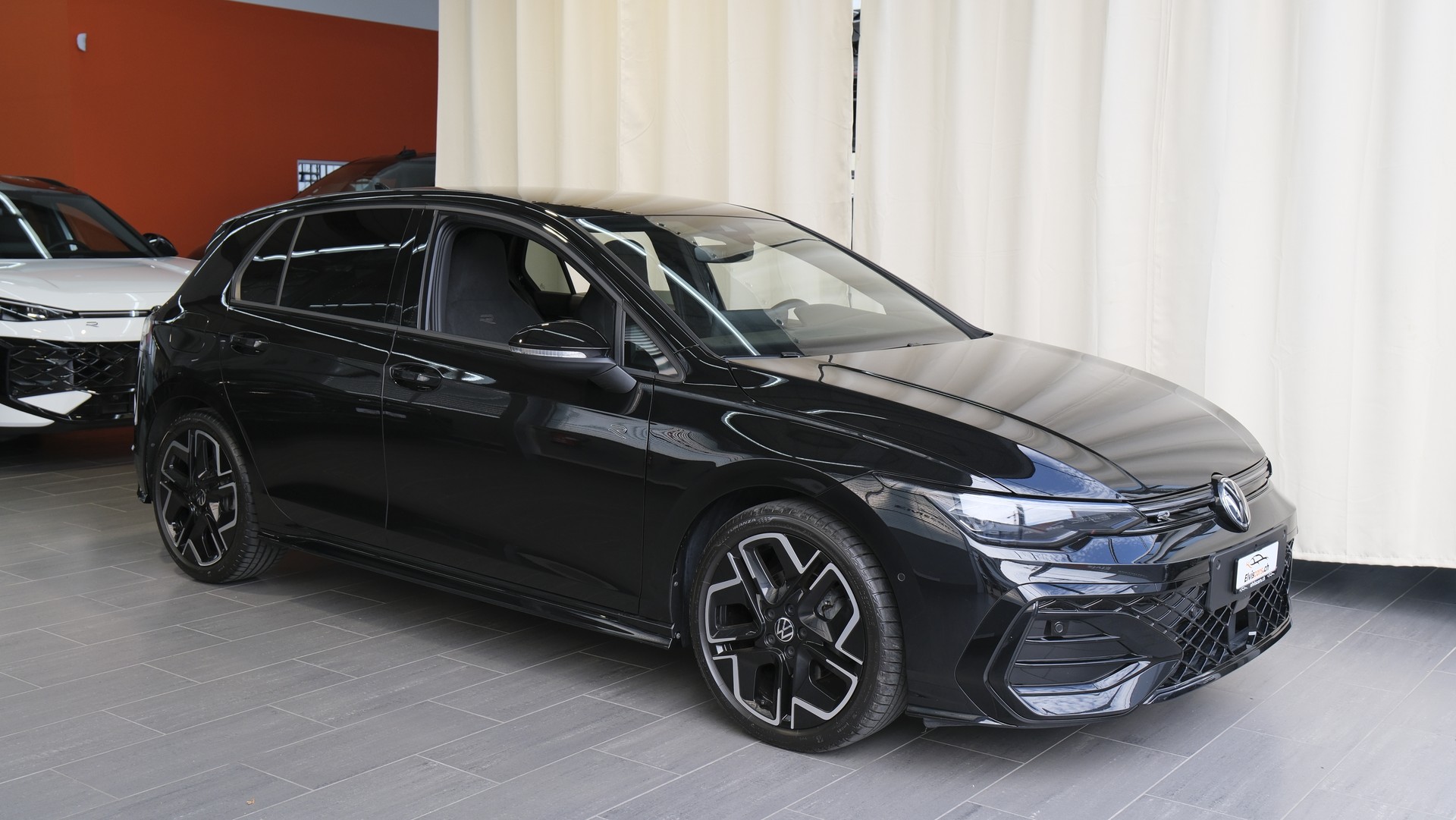 VW Golf 1.5 e TSI mHEV R-Line DSG * Black Style *-image-30