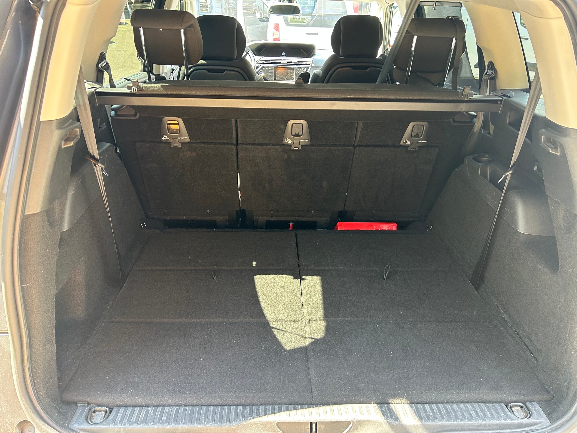 CITROEN 1.6 PureTech Shine-image-5