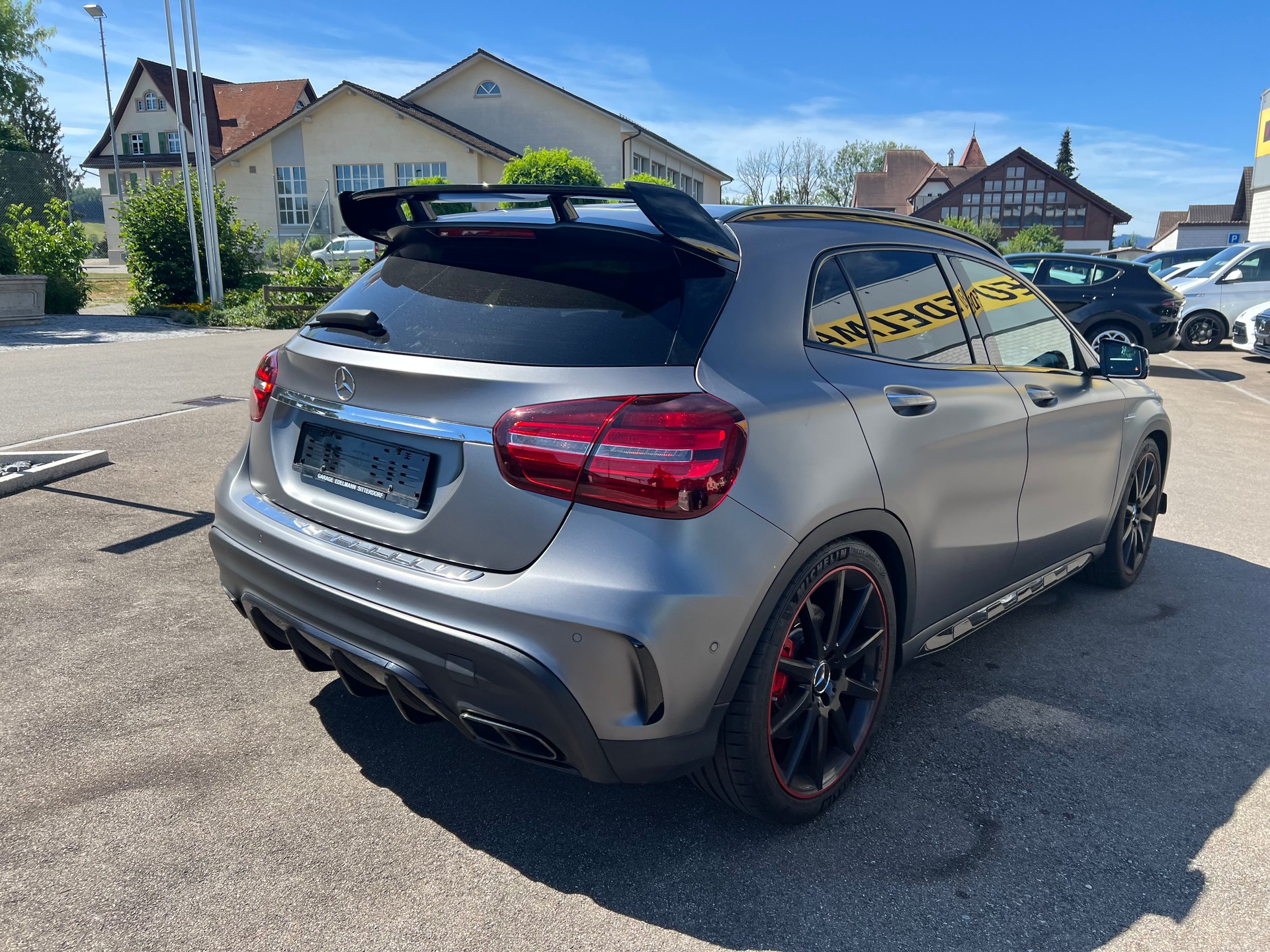 MERCEDES-BENZ GLA 45 AMG 4Matic 7G-DCT-image-9