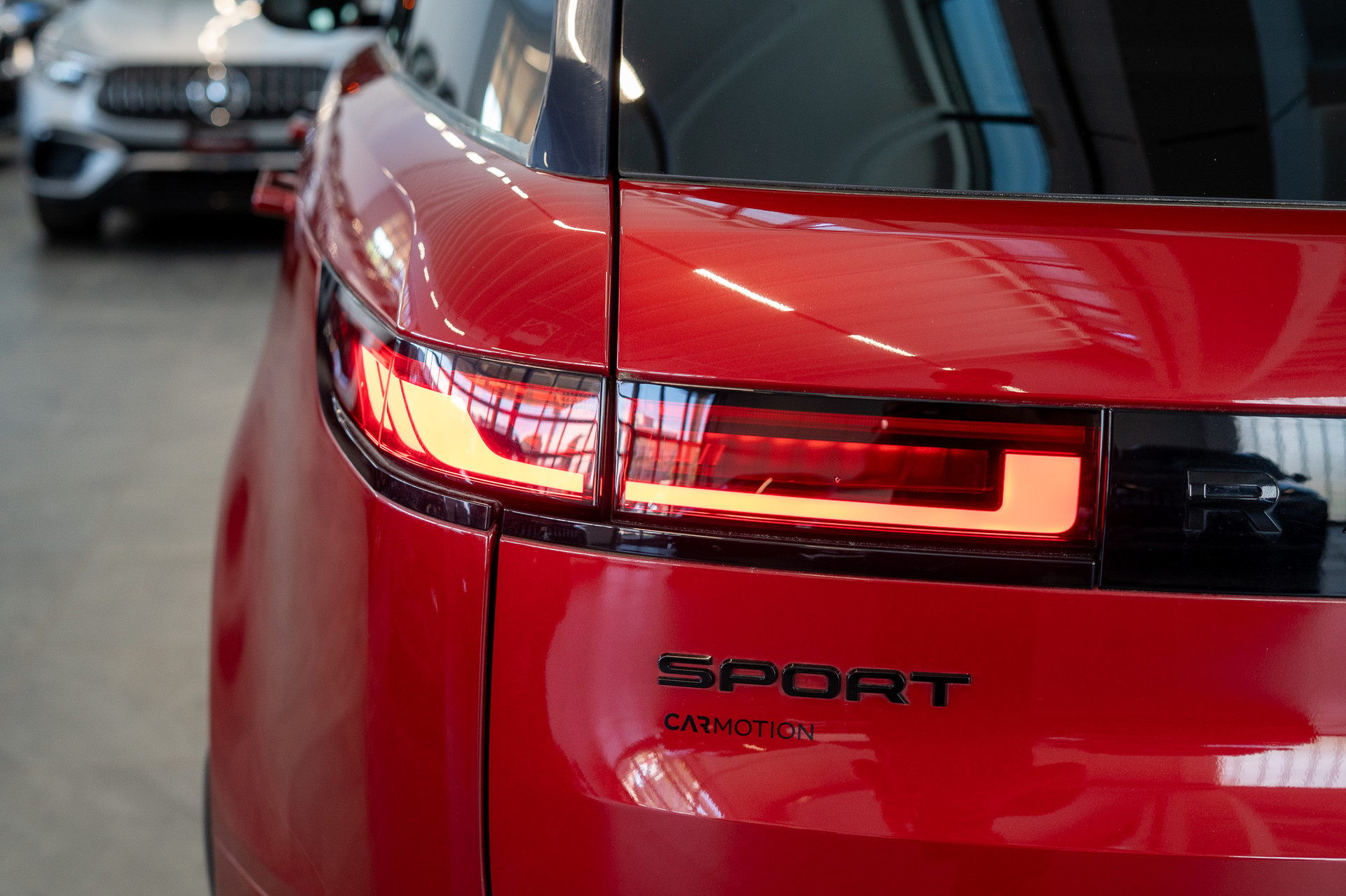 LAND ROVER Range Rover Sport 4.4 V8 First Edition / Fond-Entertainment / 360°Kamera /-image-5