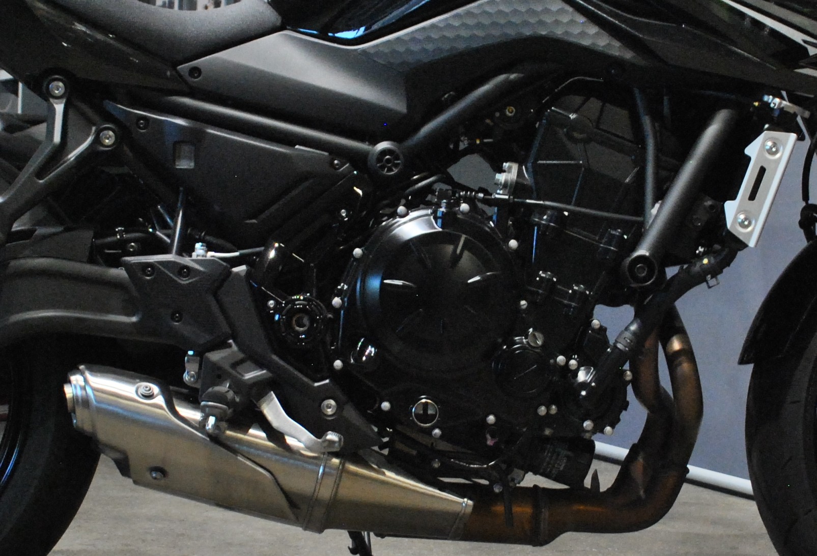 KAWASAKI Z 650 S (35kW)-image-8