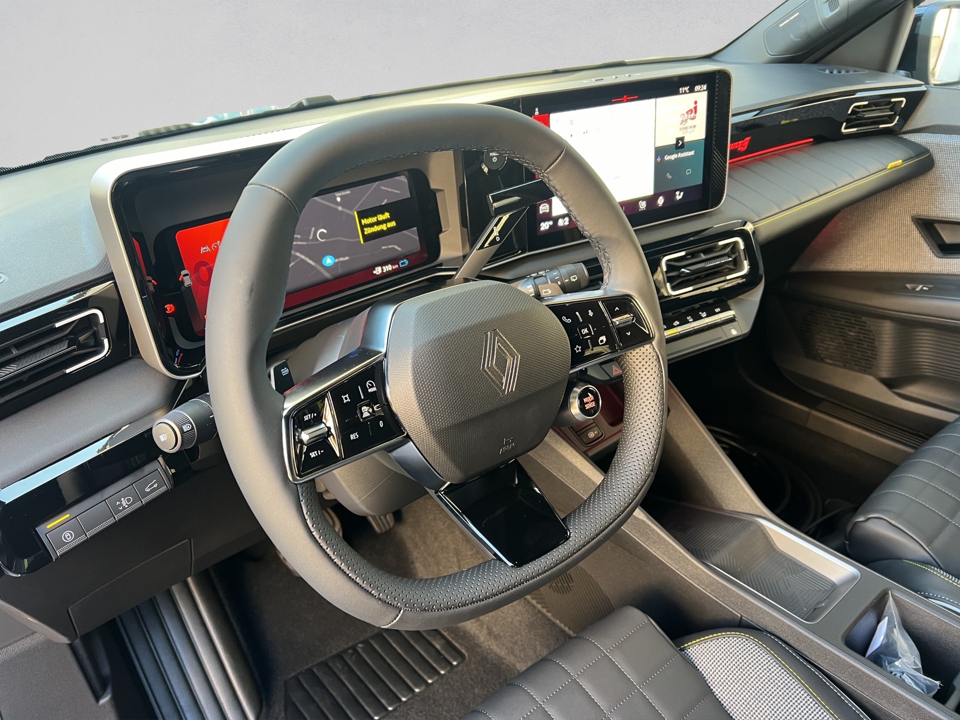 RENAULT R4 E-Tech Comfort Range 52 kWh Iconic-image-5