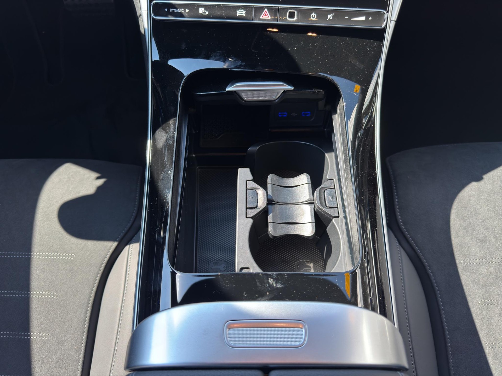 MERCEDES-BENZ C 220 d Swiss Star AMG Line 4matic-image-14