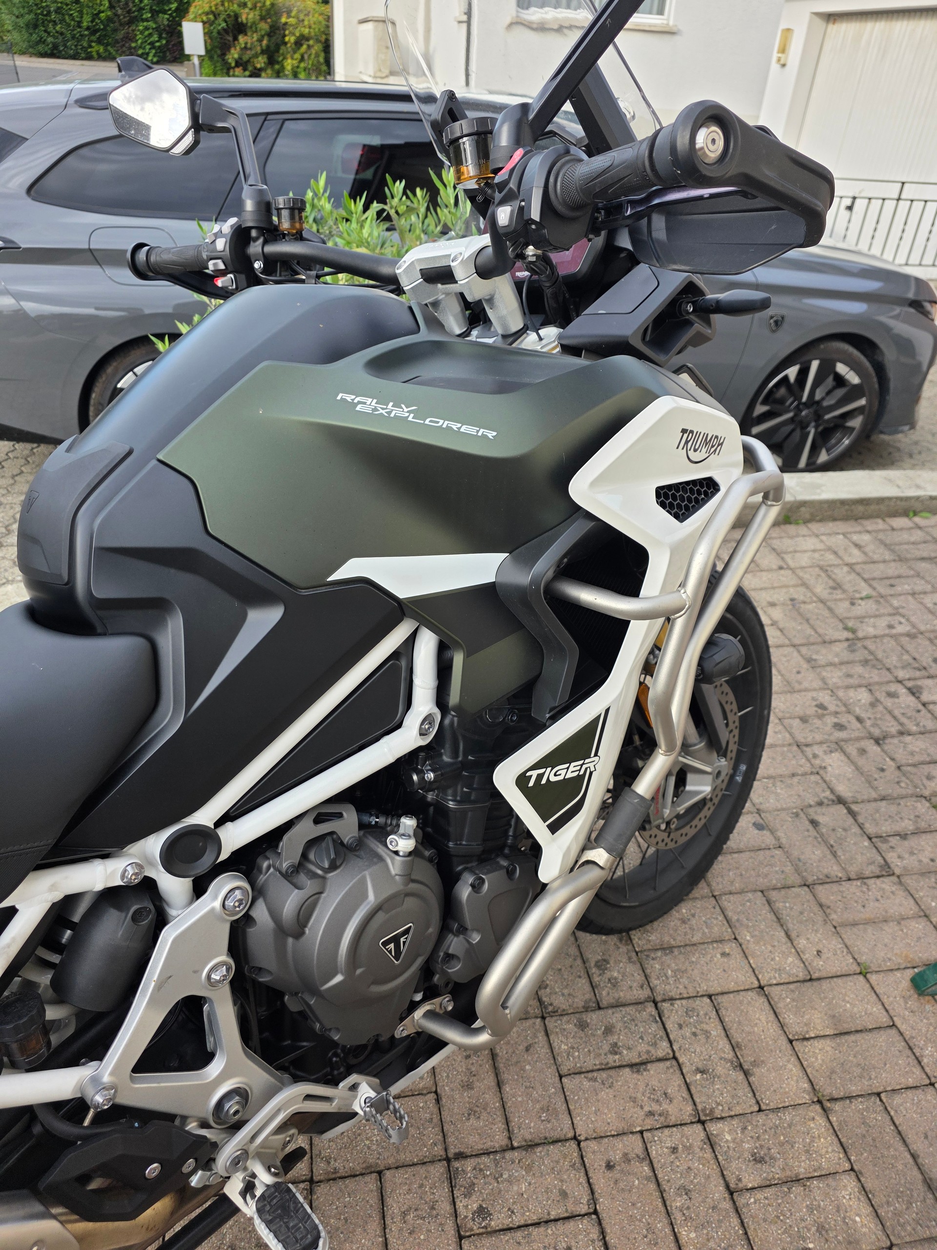 TRIUMPH Tiger 1200 Rally Explorer-image-5