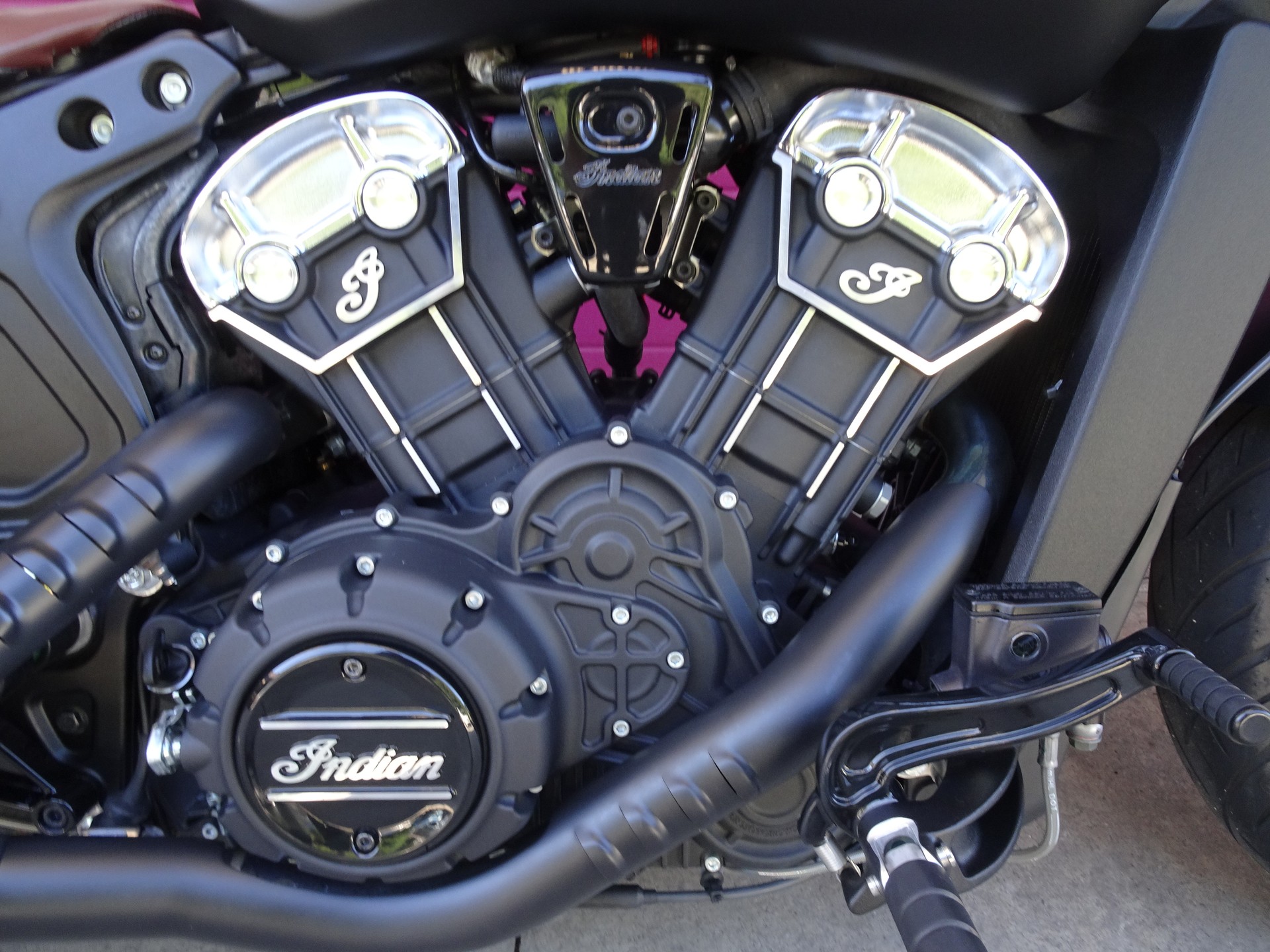 INDIAN Scout Bobber ABS-image-9