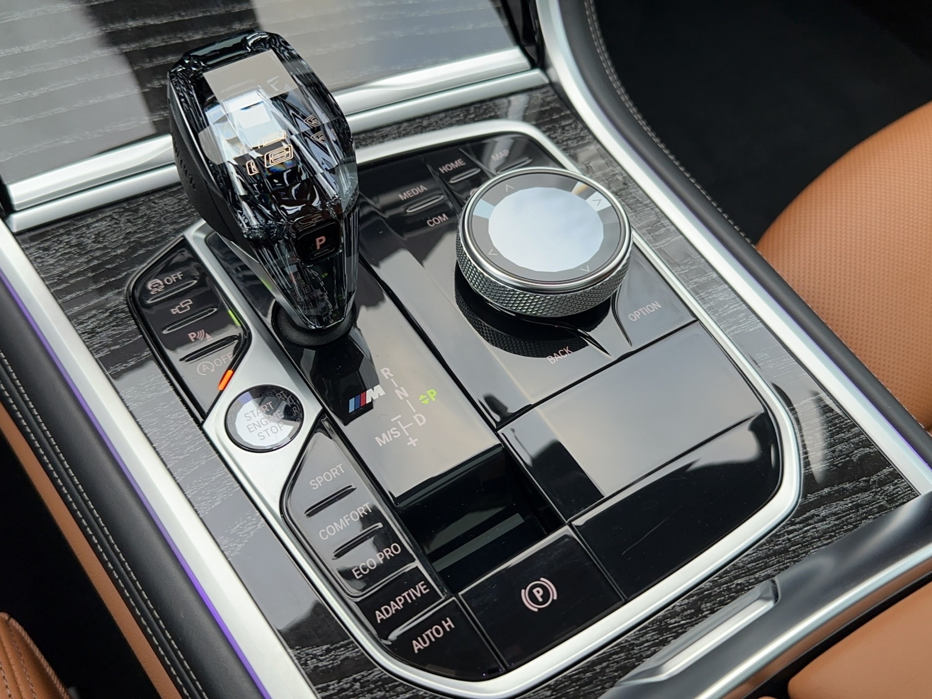 BMW M850i xDrive HAMANN INDIVIDUAL-image-21