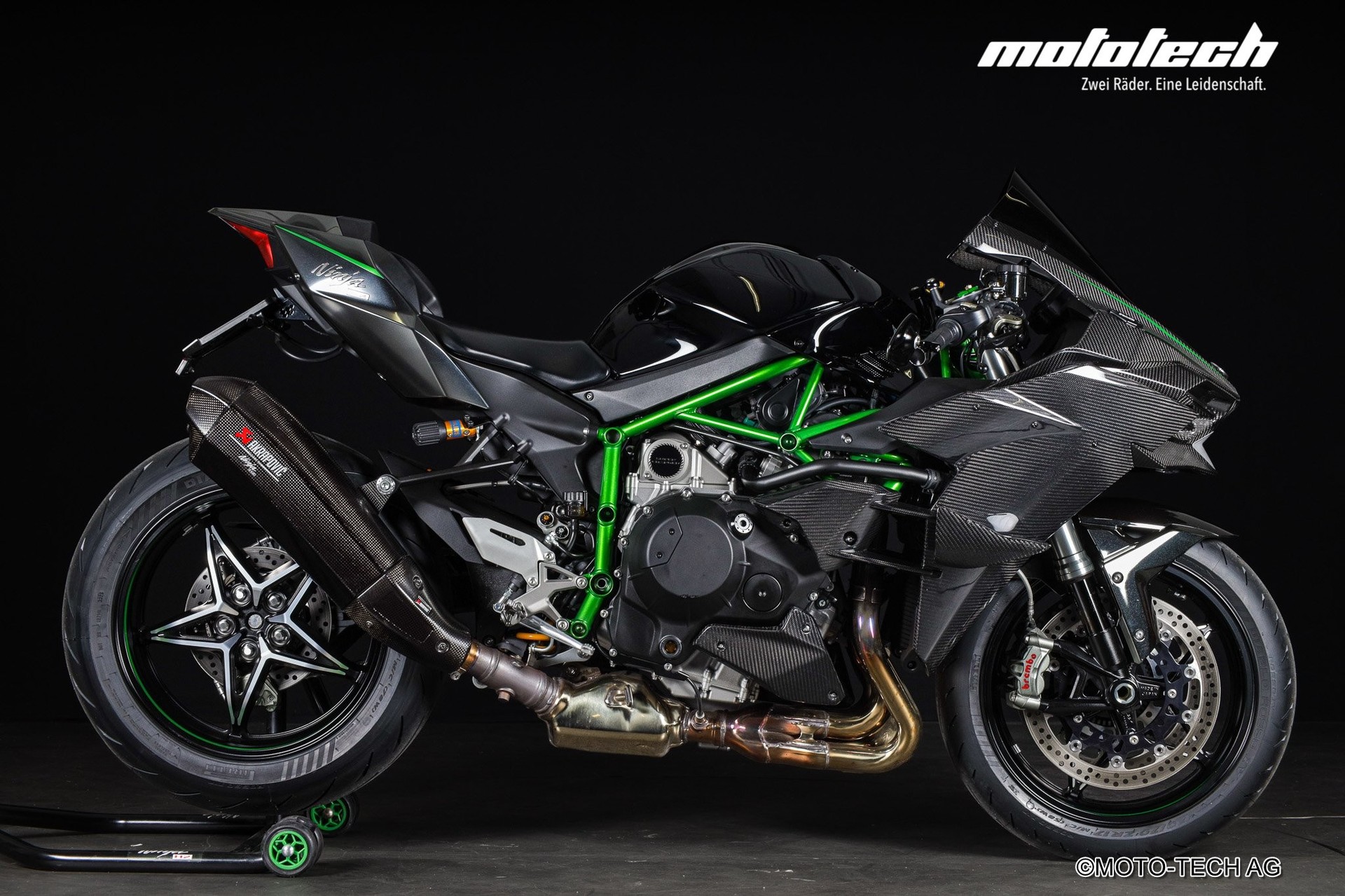 KAWASAKI Ninja H2 Carbon ABS AKRAPOVIC-image-1
