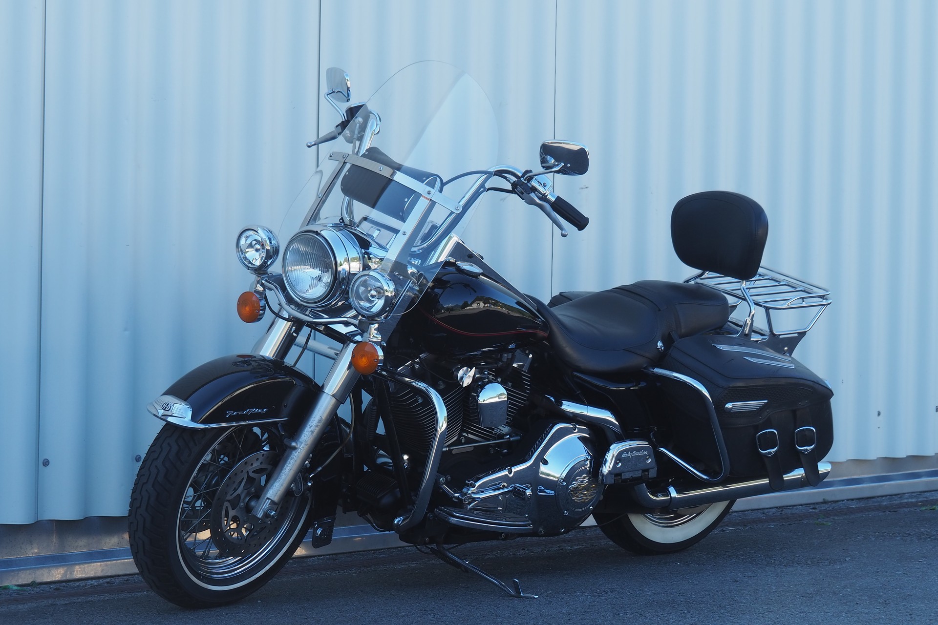 HARLEY-DAVIDSON FLHRCI Road King Classic-image-3