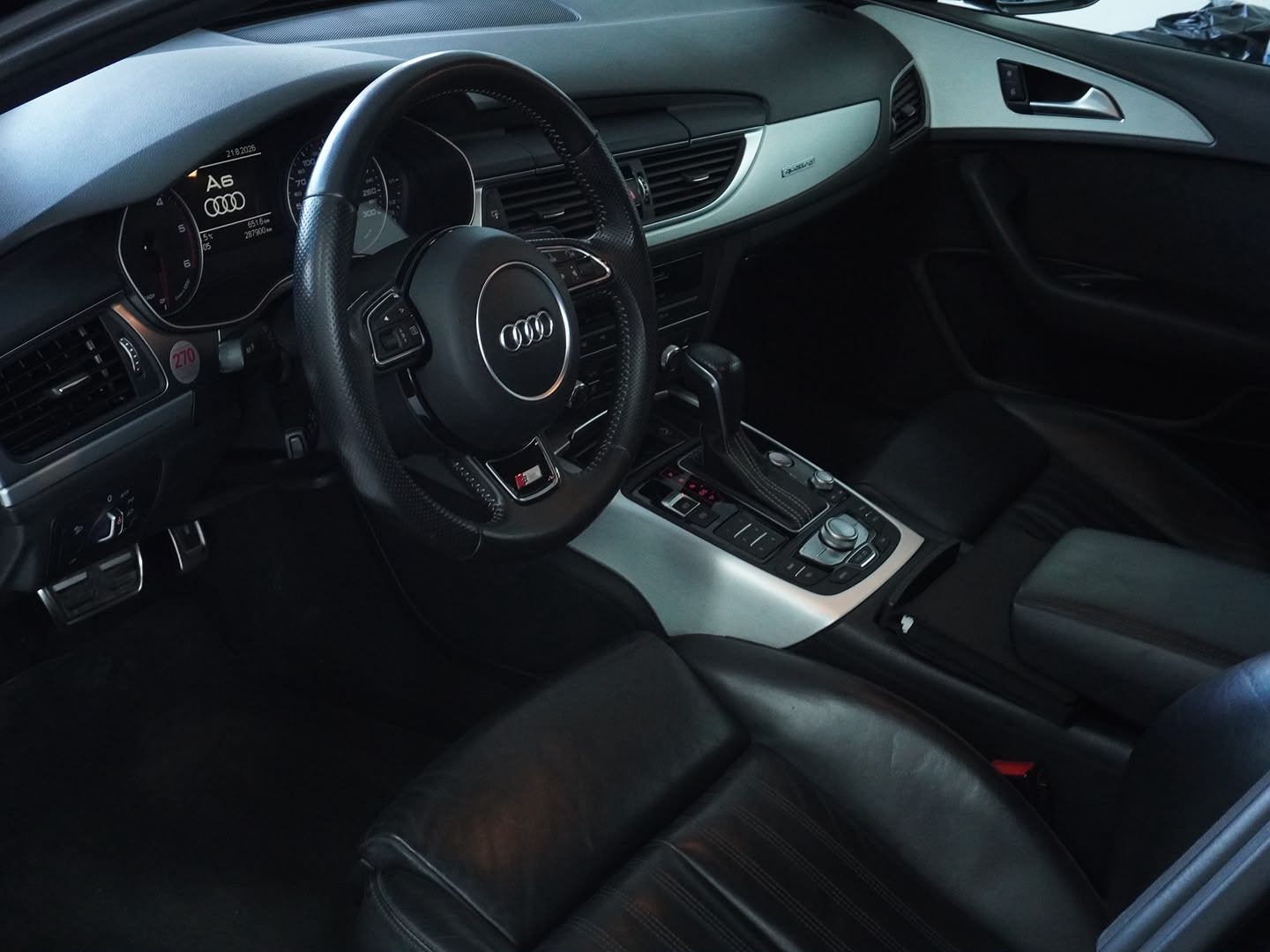 AUDI A6 Avant 3.0 BiTDI V6 quattro tiptronic-showroom-element-2