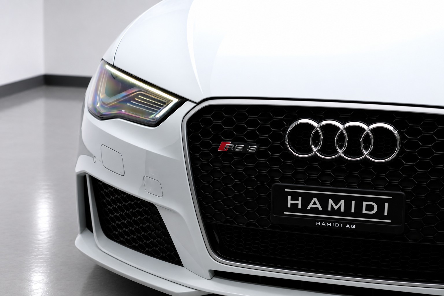 AUDI RS3 2.5 TSI quattro S-tronic-showroom-element-3