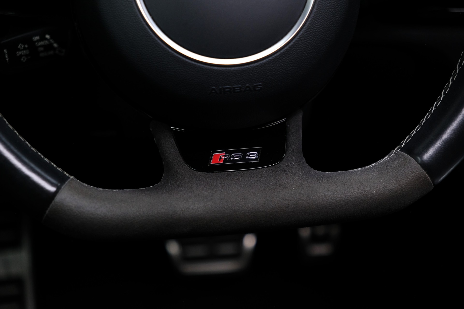AUDI RS3 2.5 TSI quattro S-tronic-image-17