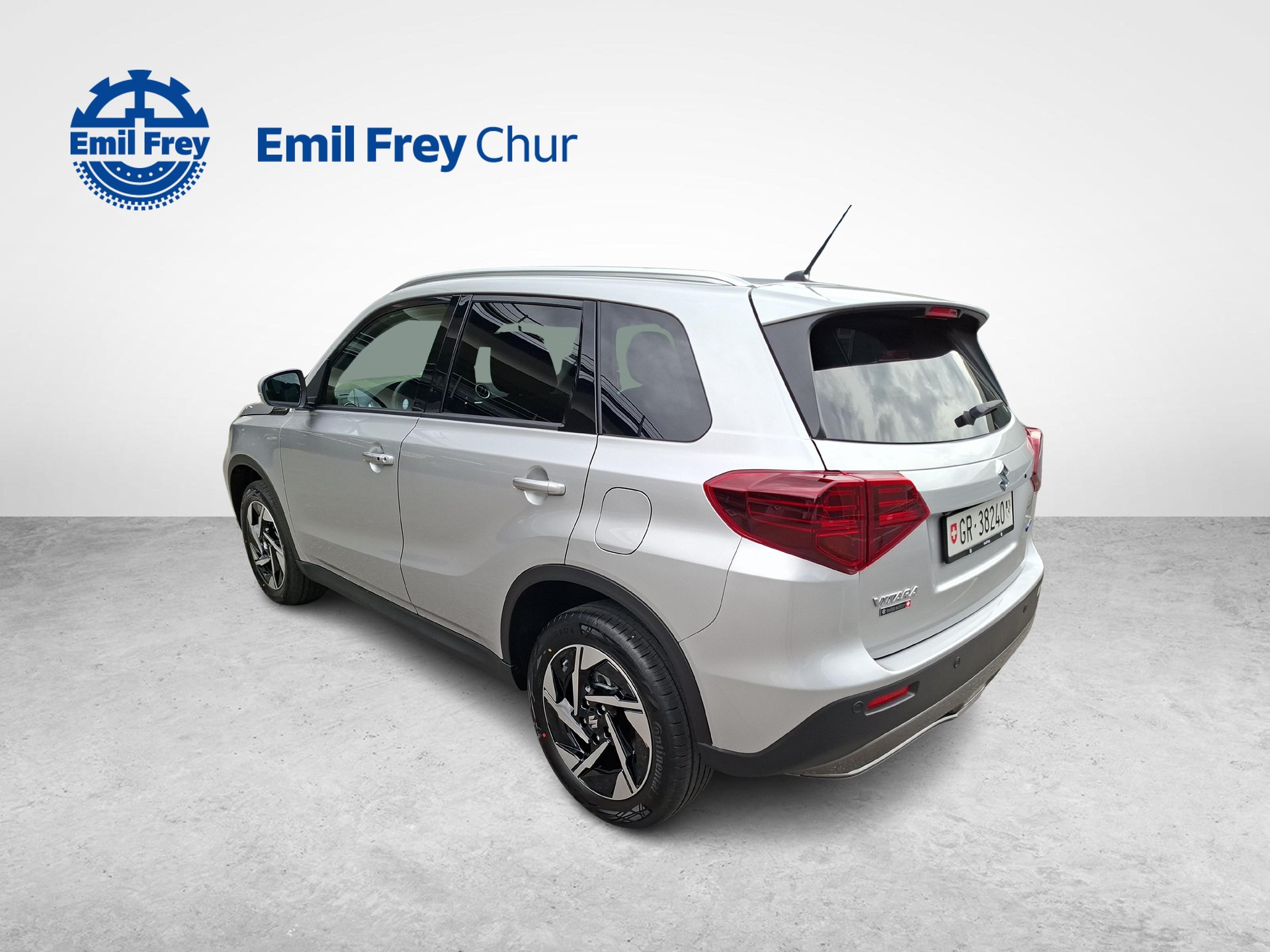 SUZUKI Vitara 1.4 T Compact Top Hybrid 4x4 / 1.99% Leasing-showroom-element-2