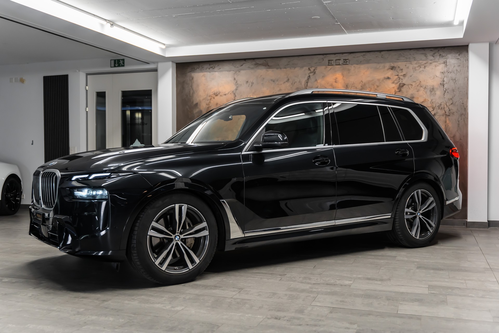 BMW X7 xDrive 48V 40i M Sport Steptronic *Facelift*Sky-Lounge*Massage*-showroom-element-1