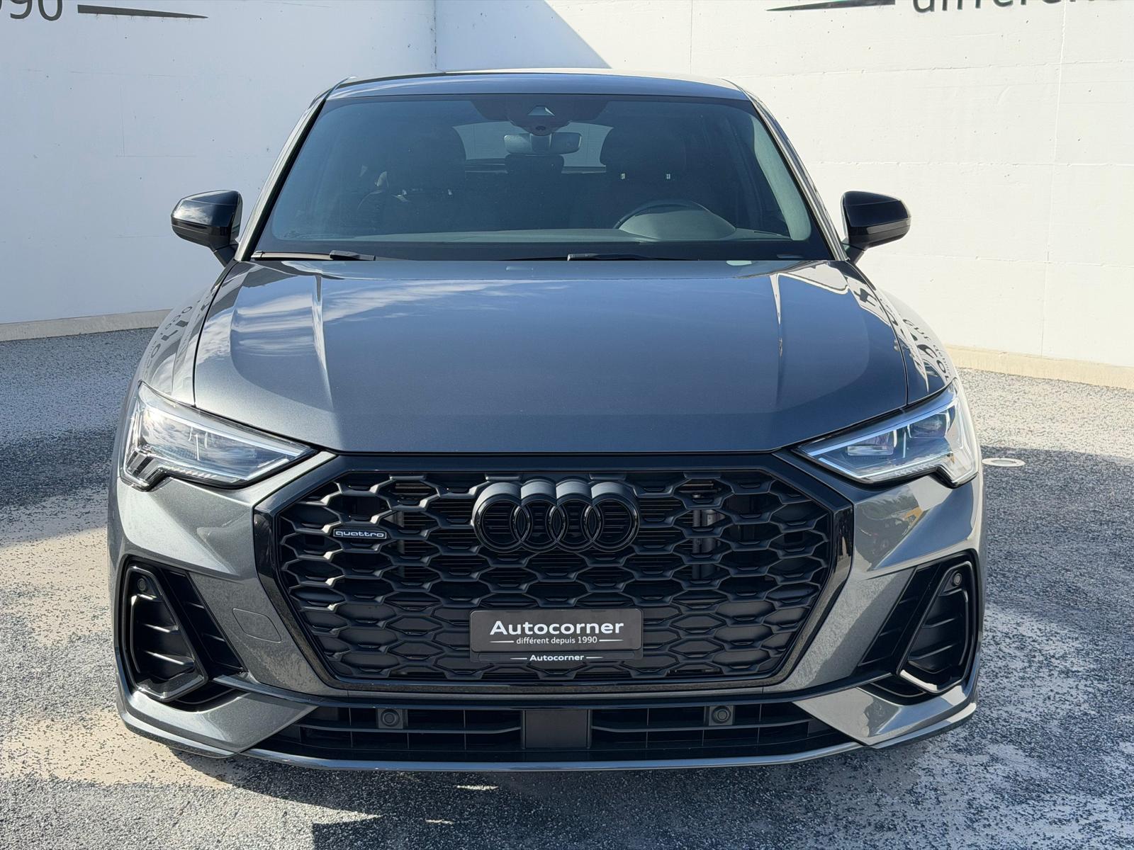 AUDI Q3 Sportback 40 TFSI S line quattro S-tronic-showroom-element-3