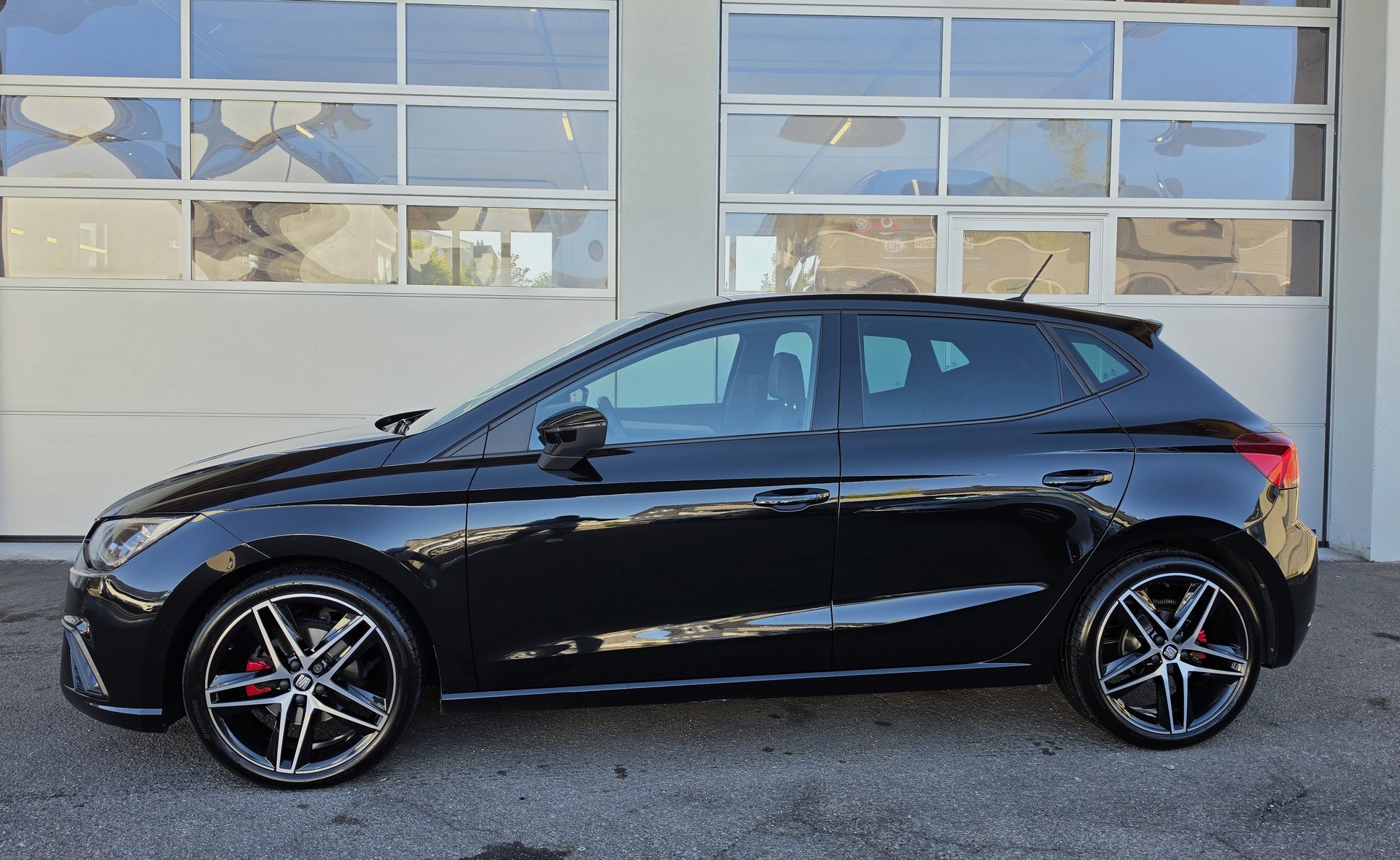 SEAT Ibiza 1.0 EcoTSI FR DSG-showroom-element-2