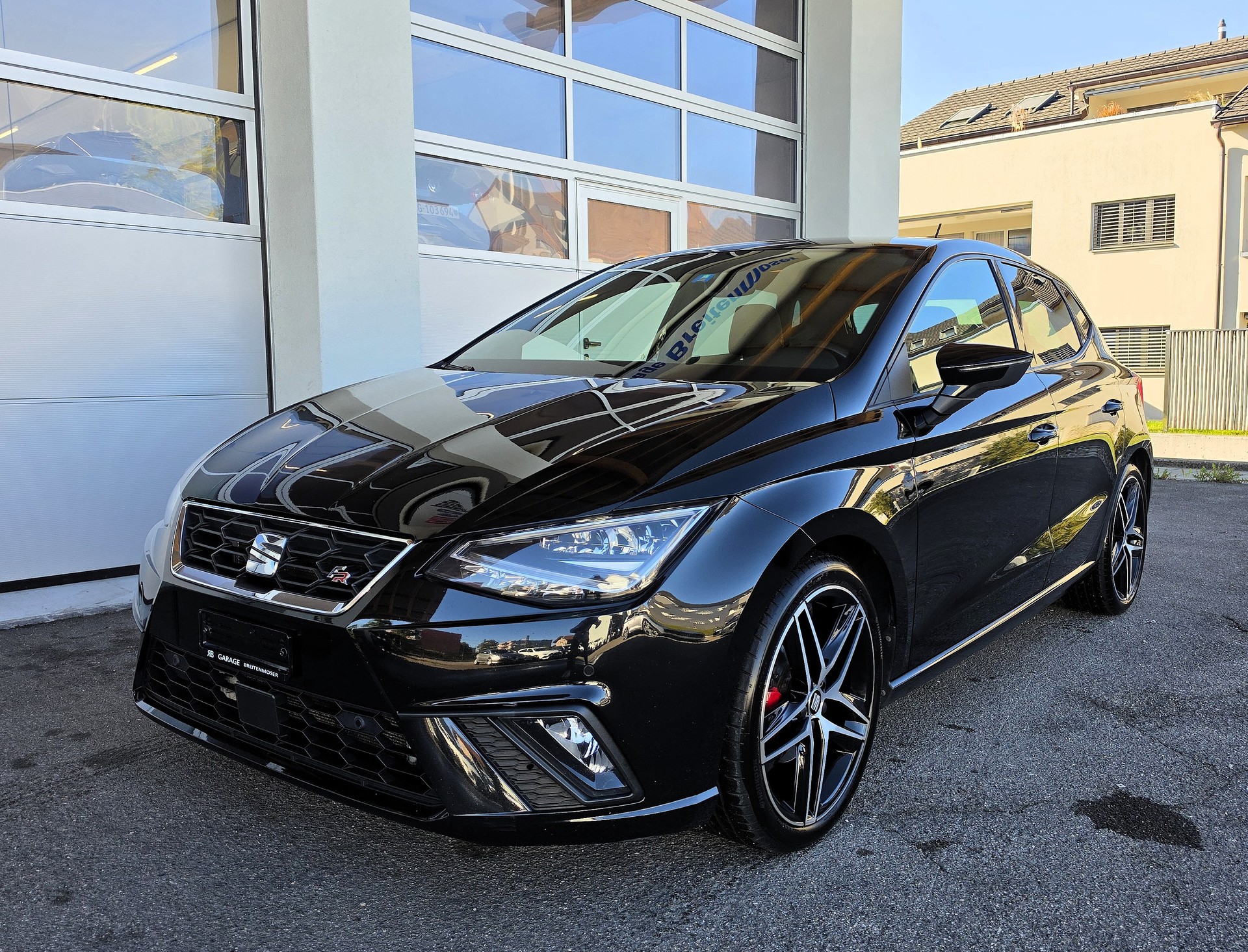 SEAT Ibiza 1.0 EcoTSI FR DSG-showroom-element-1