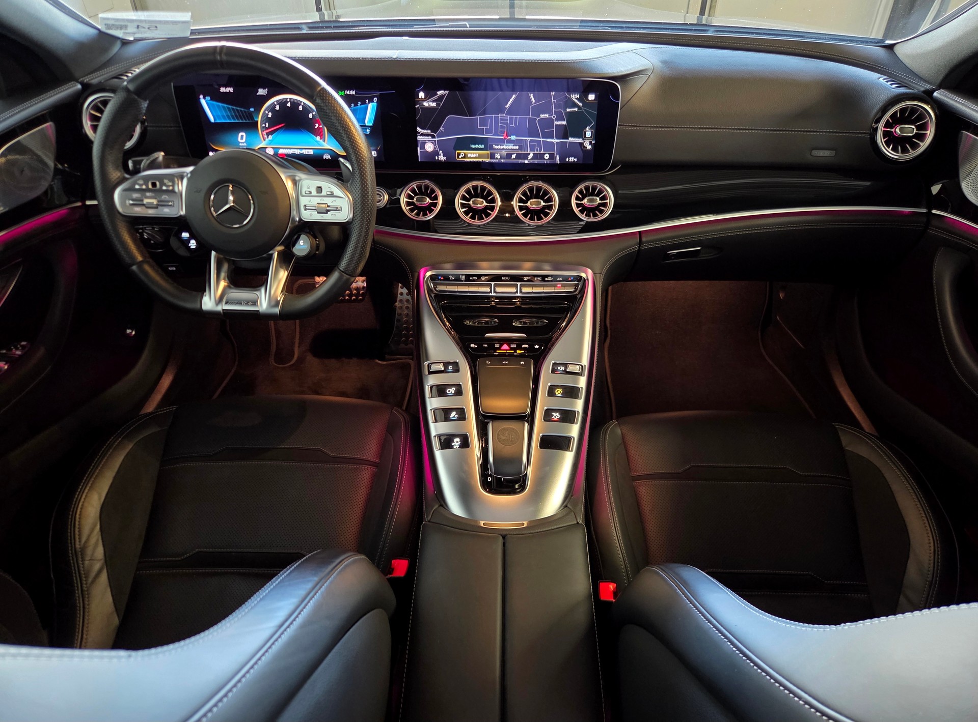 MERCEDES-BENZ AMG GT 43 4matic+-image-14