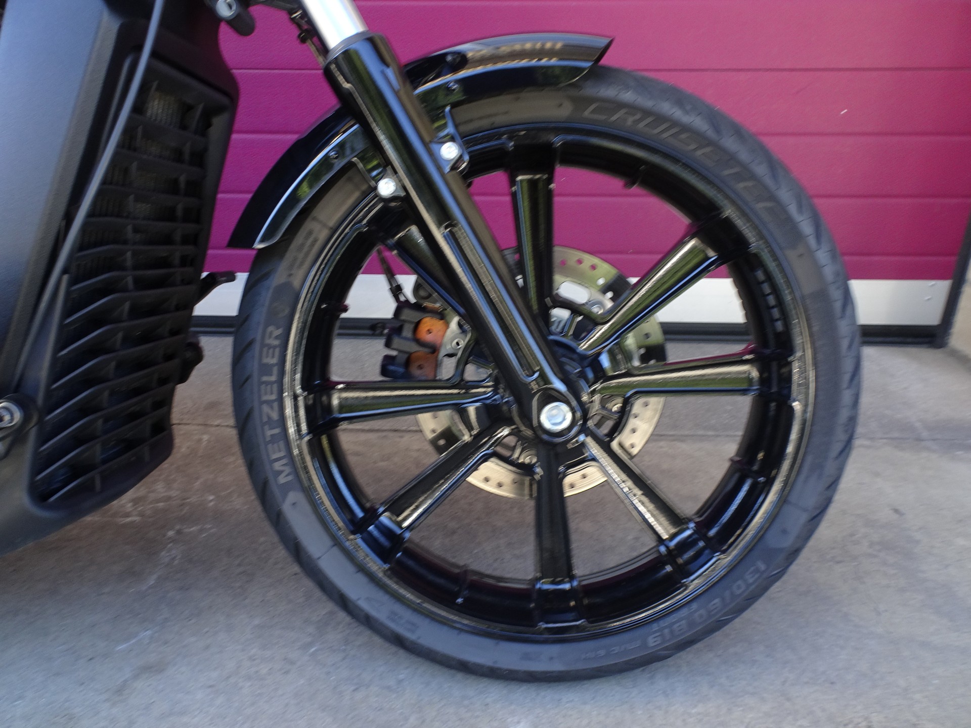 INDIAN Scout 1200 Rogue-image-1