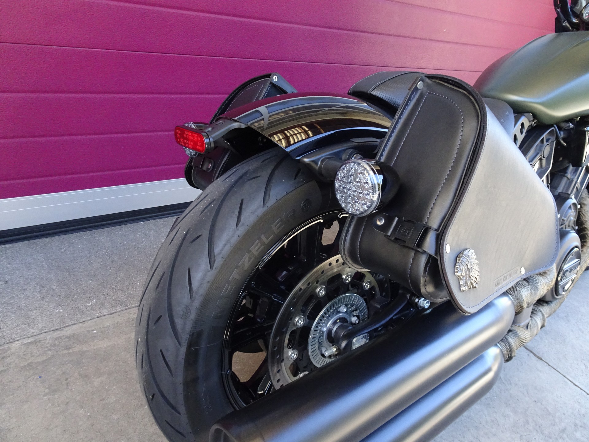 INDIAN Scout 1200 Rogue-image-7