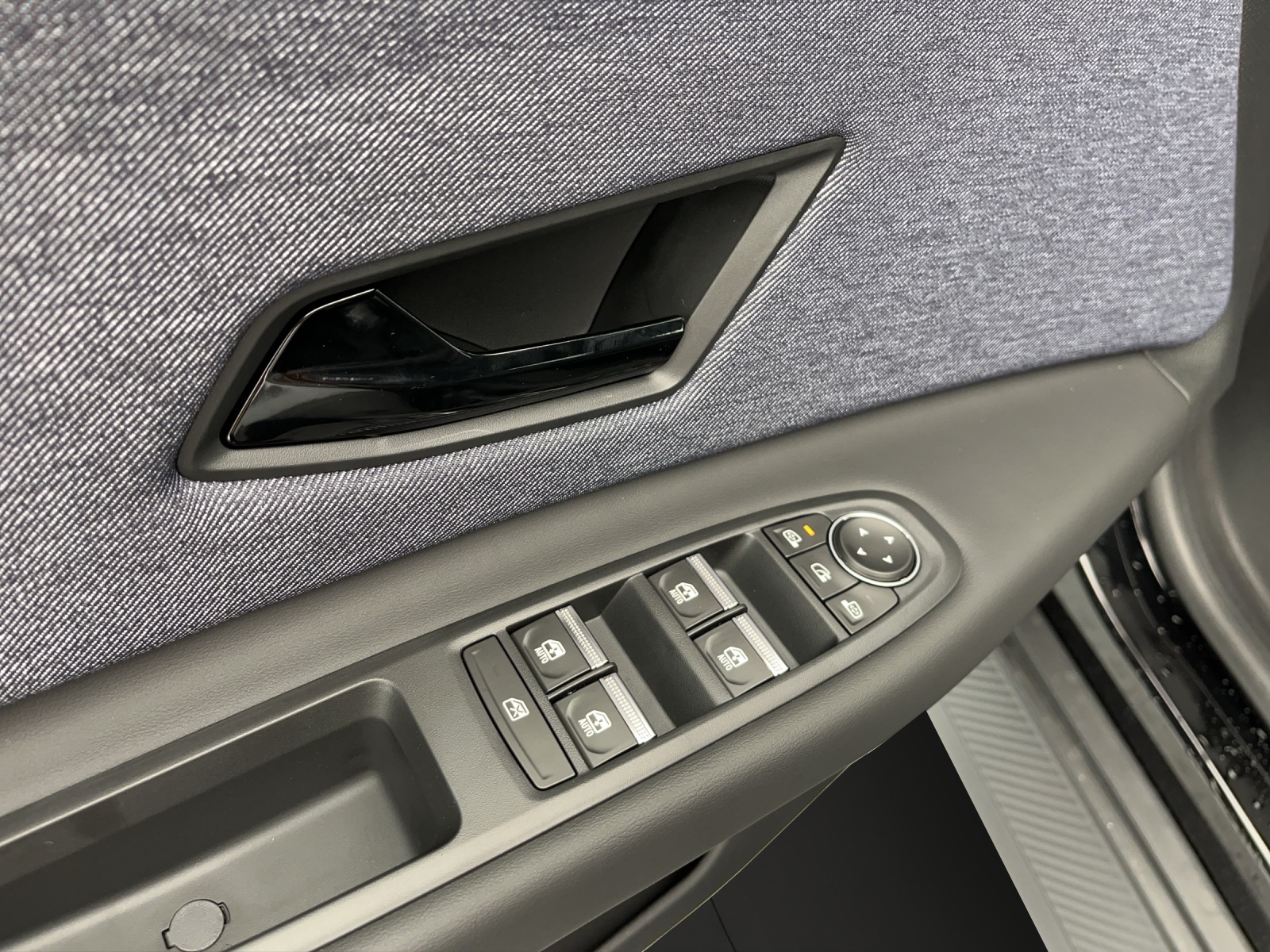 RENAULT R5 E-Tech Comfort Range techno-image-12