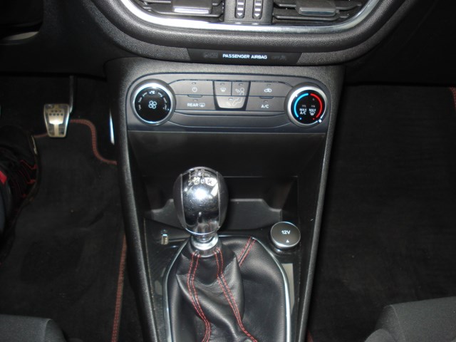 FORD Fiesta 1.0 SCTi ST Line-image-20