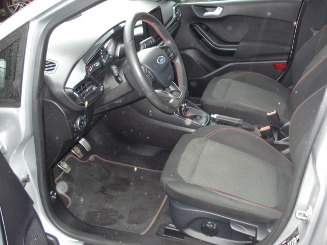 FORD Fiesta 1.0 SCTi ST Line-image-15