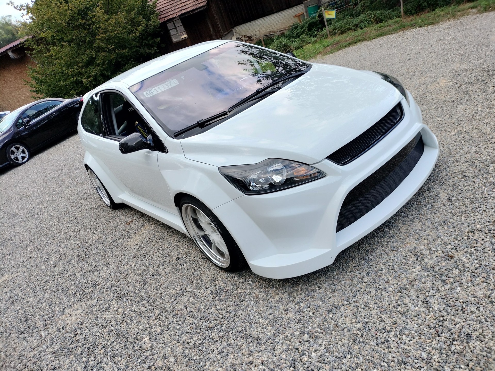 FORD Focus 2.5 Turbo ST-showroom-element-1