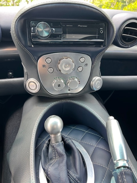 TVR Tuscan S Mk II Targa/Cabriolet LHD-image-9
