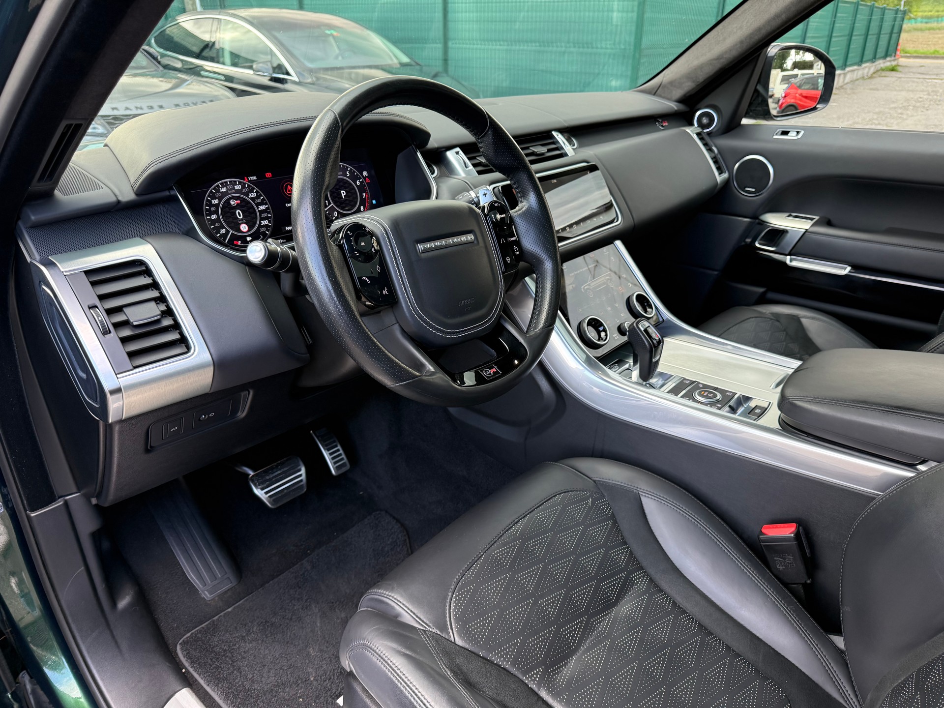 LAND ROVER Range Rover Sport 5.0 V8 S/C SVR Automatic-image-7