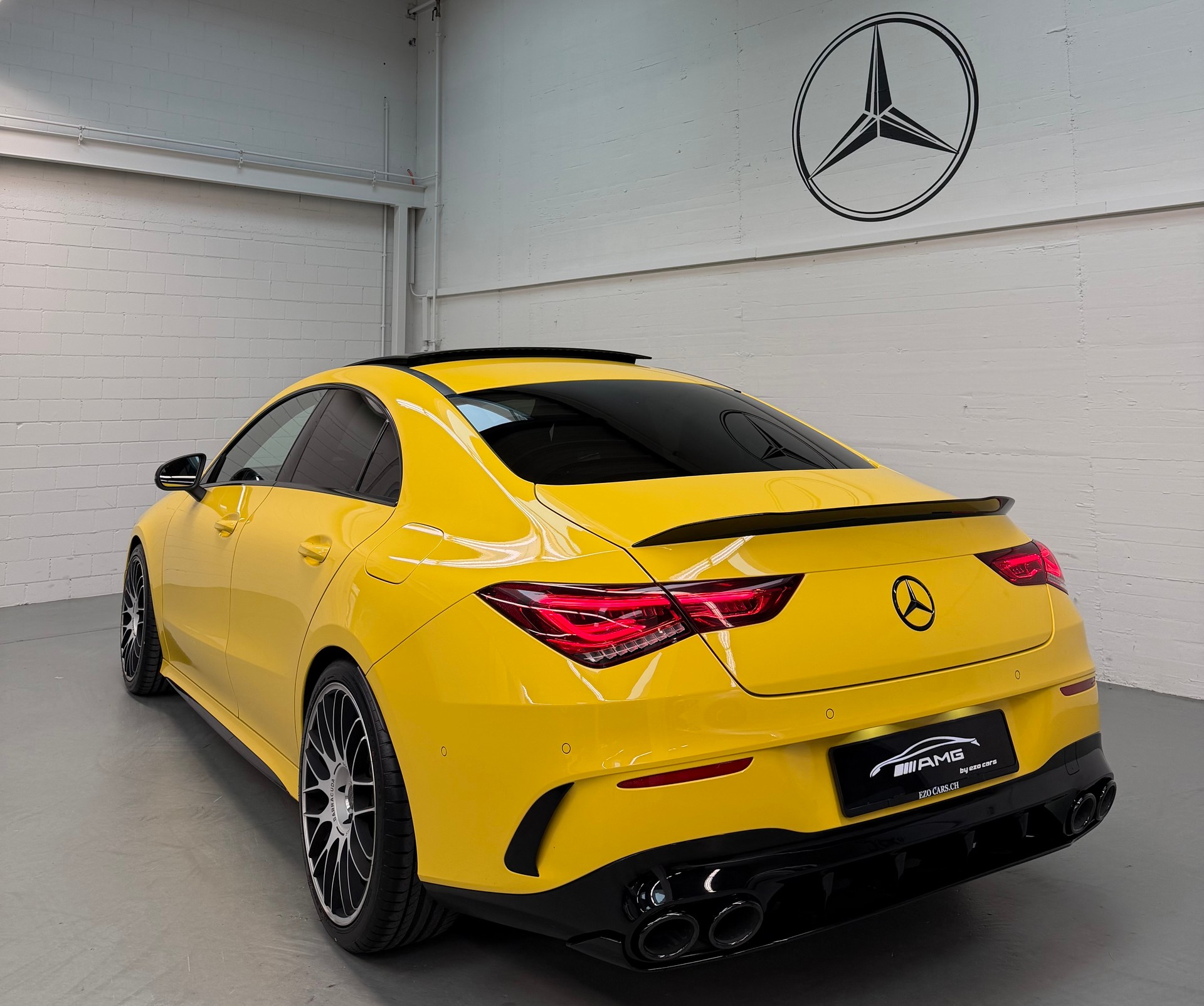 MERCEDES-BENZ CLA 35 AMG 4Matic 7G-DCT Limited Yellow Black Performance Aktionsleasing ab 399.--image-7