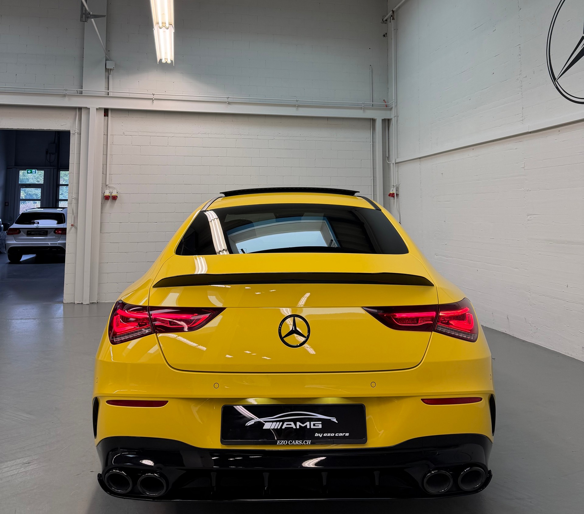 MERCEDES-BENZ CLA 35 AMG 4Matic 7G-DCT Limited Yellow Black Performance Aktionsleasing ab 399.--image-9